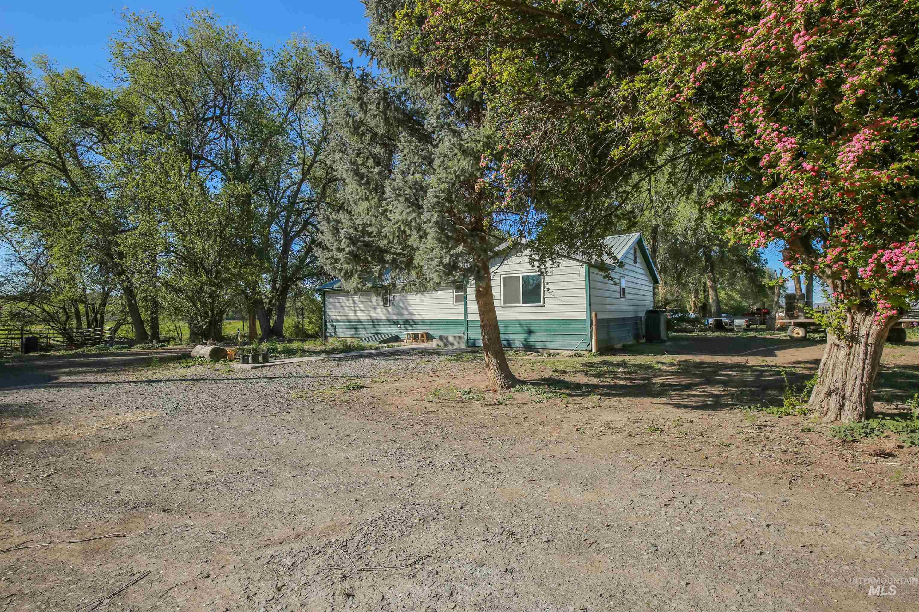 2010 US Highway 20, Vale, Oregon 97918, 4 Bedrooms, 2 Bathrooms, Farm & Ranch For Sale, Price $875,000, 98910085