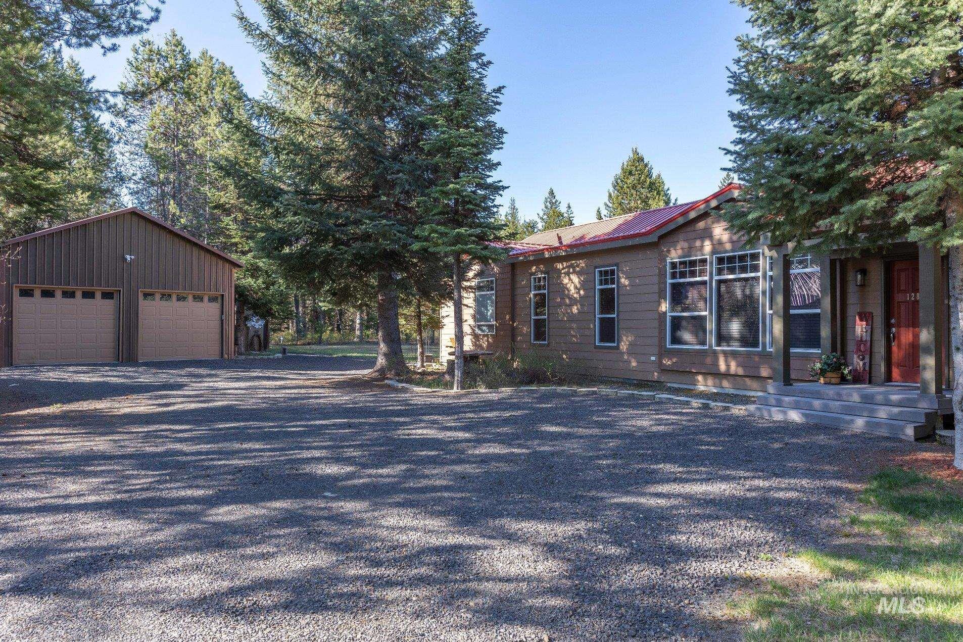 12853 Cascade Drive, Donnelly, Idaho 83615, 3 Bedrooms, 2 Bathrooms, Residential For Sale, Price $674,900,MLS 98910176