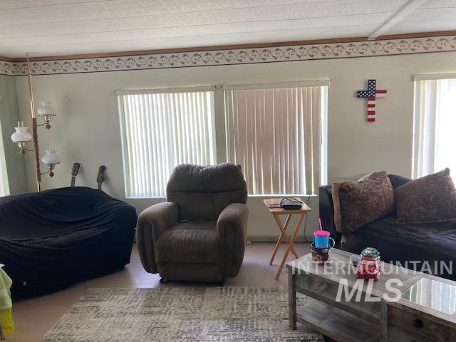 5517 95 Spur Highway, Ontario, Oregon 97914, 3 Bedrooms, 2 Bathrooms, Residential For Sale, Price $335,000, 98910197