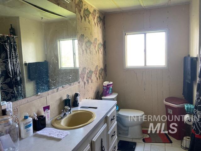 5517 95 Spur Highway, Ontario, Oregon 97914, 3 Bedrooms, 2 Bathrooms, Residential For Sale, Price $335,000, 98910197