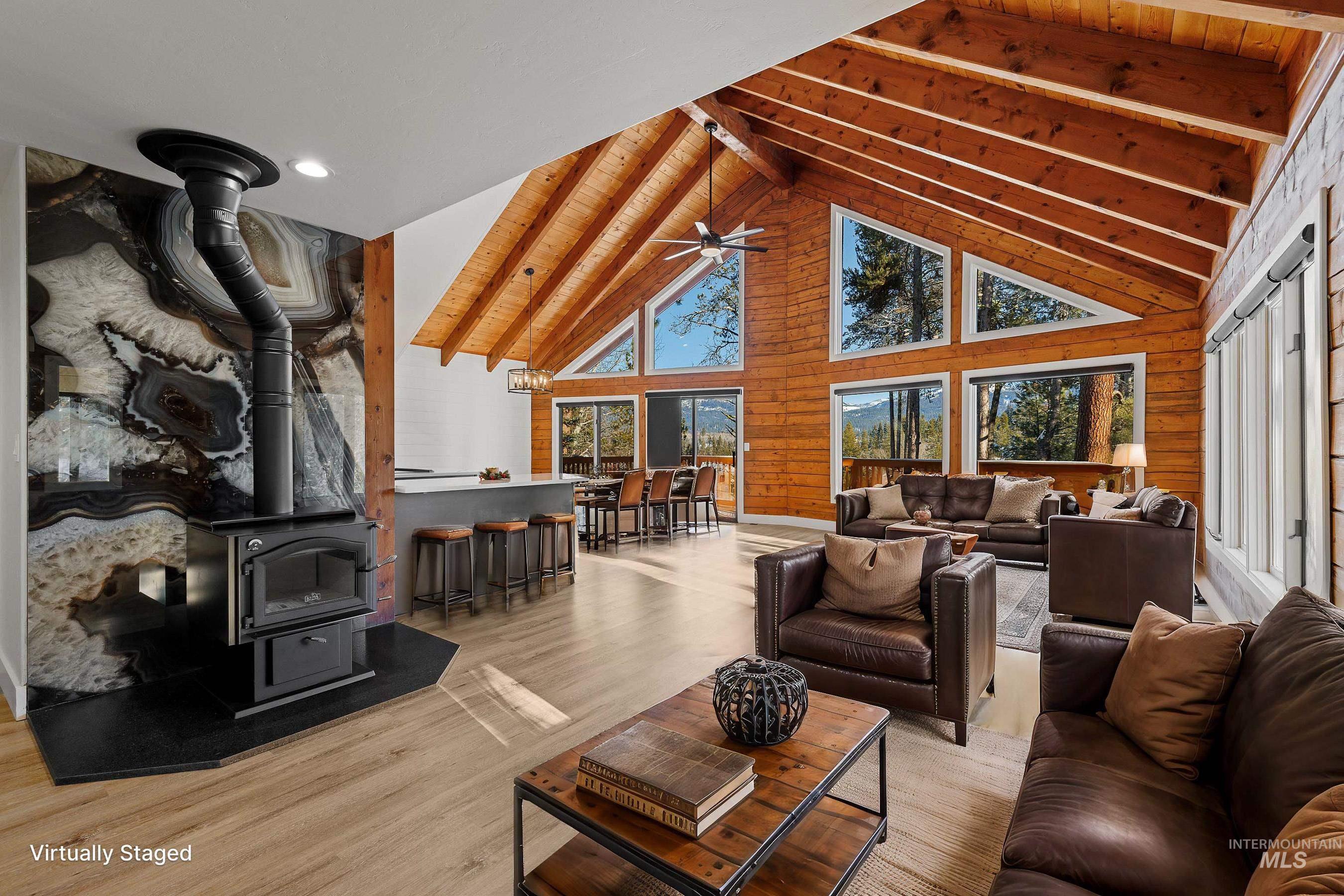 14020 Comfort Road, McCall, Idaho 83638, 3 Bedrooms, 2 Bathrooms, Residential For Sale, Price $1,249,000, 98910221