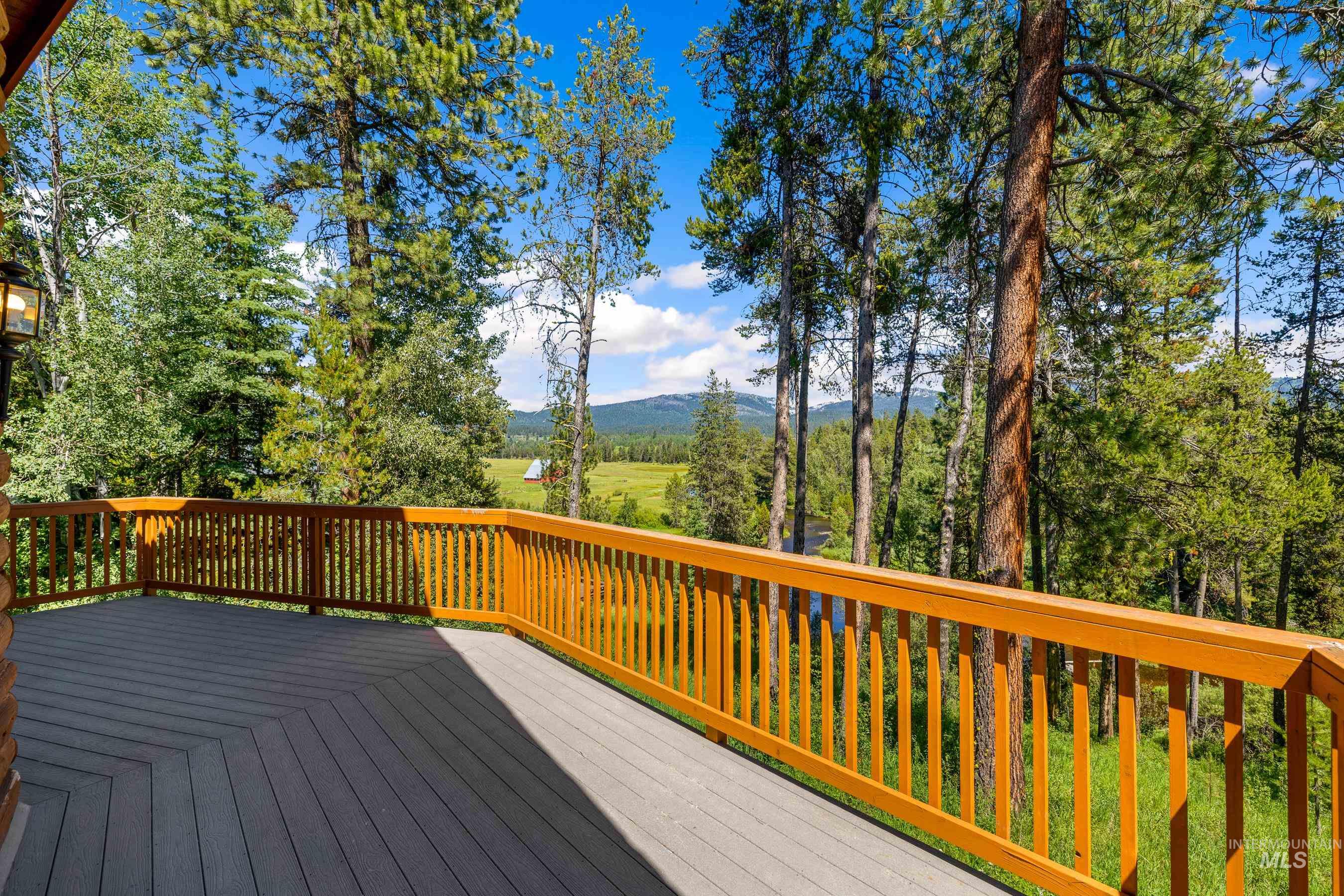 14020 Comfort Road, McCall, Idaho 83638, 3 Bedrooms, 2 Bathrooms, Residential For Sale, Price $1,249,000, 98910221