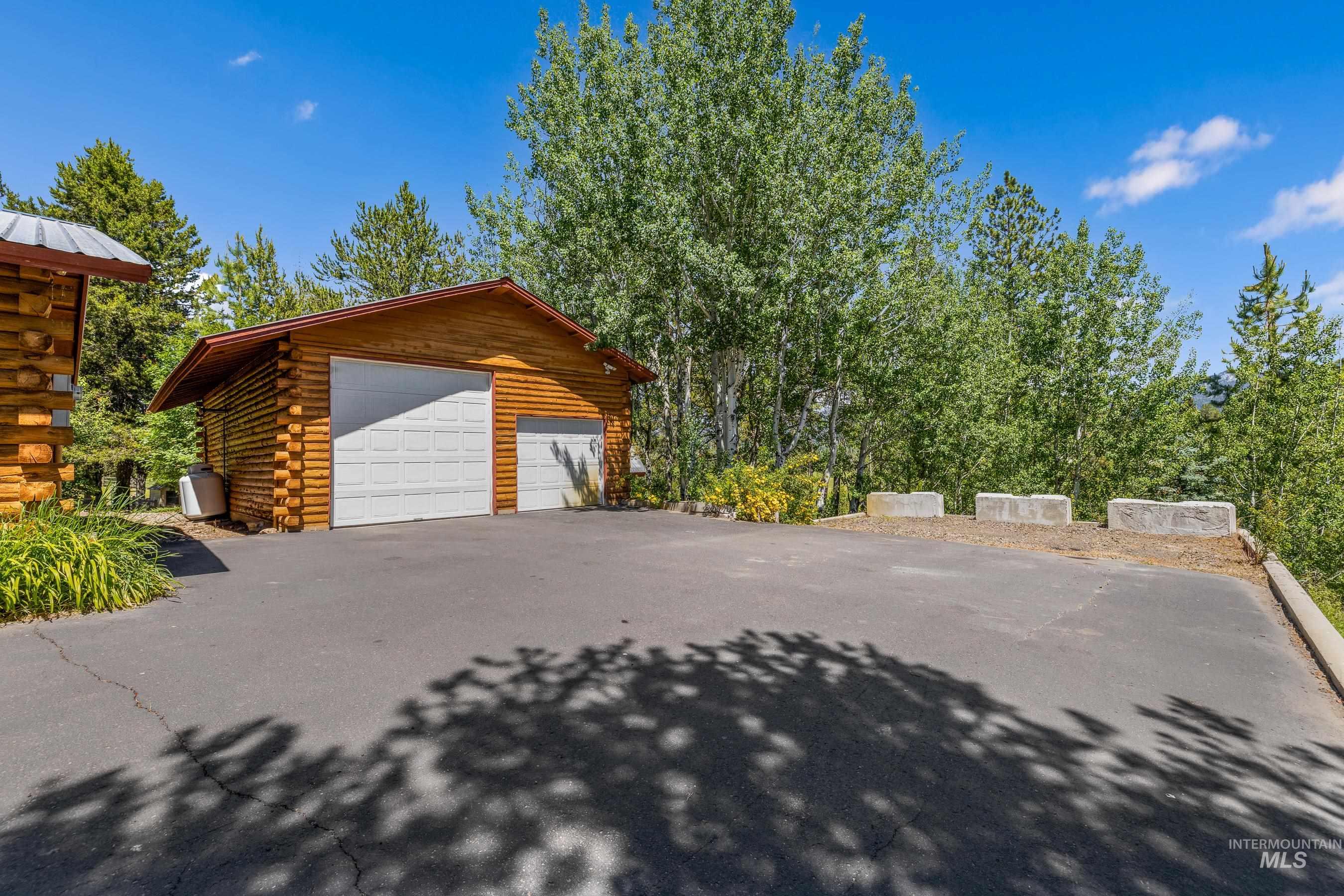 14020 Comfort Road, McCall, Idaho 83638, 3 Bedrooms, 2 Bathrooms, Residential For Sale, Price $1,249,000, 98910221