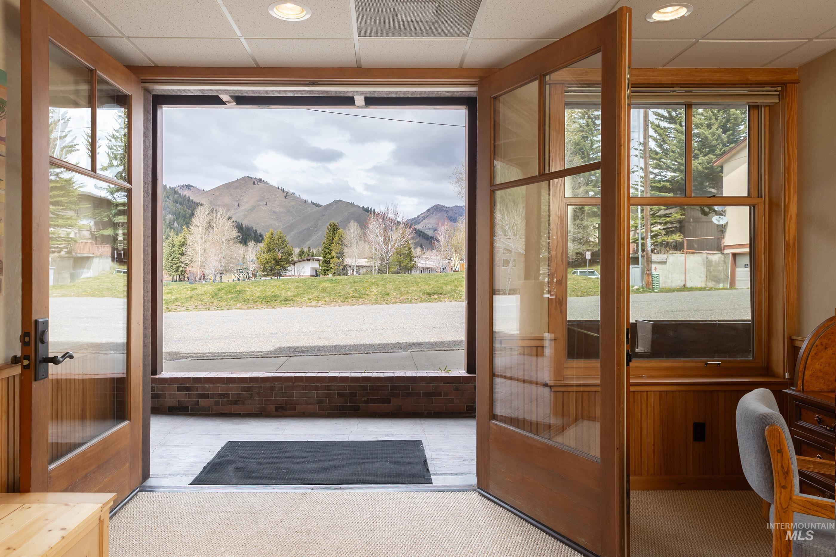 160 W 7th, Ketchum, Idaho 83340, 1 Bedroom, 3 Rooms, Business/Commercial For Sale, Price $795,000,MLS 98910252