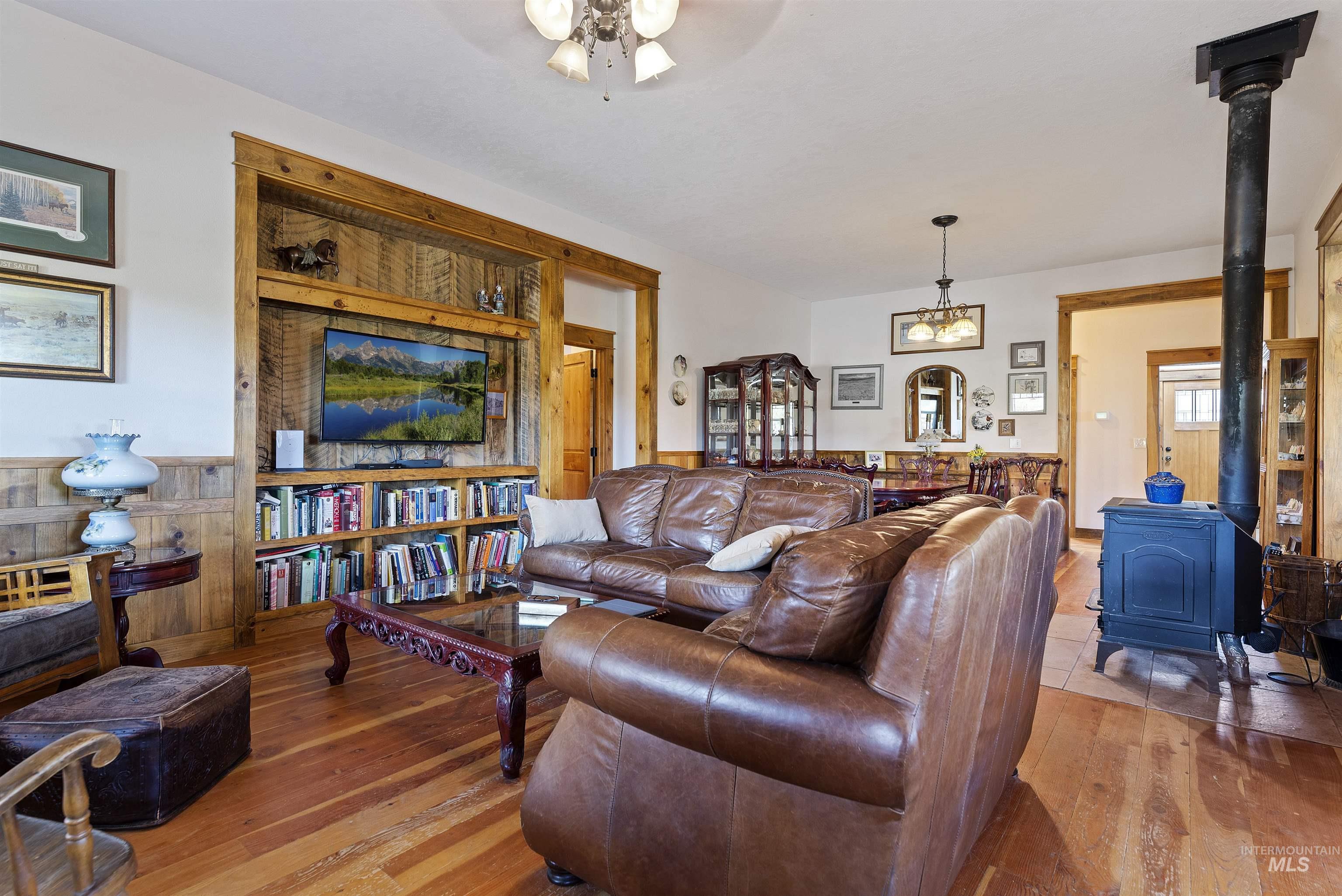 675 W Russell Dr, Prairie, Idaho 83647, 3 Bedrooms, 2 Bathrooms, Farm & Ranch For Sale, Price $3,999,000, 98910636