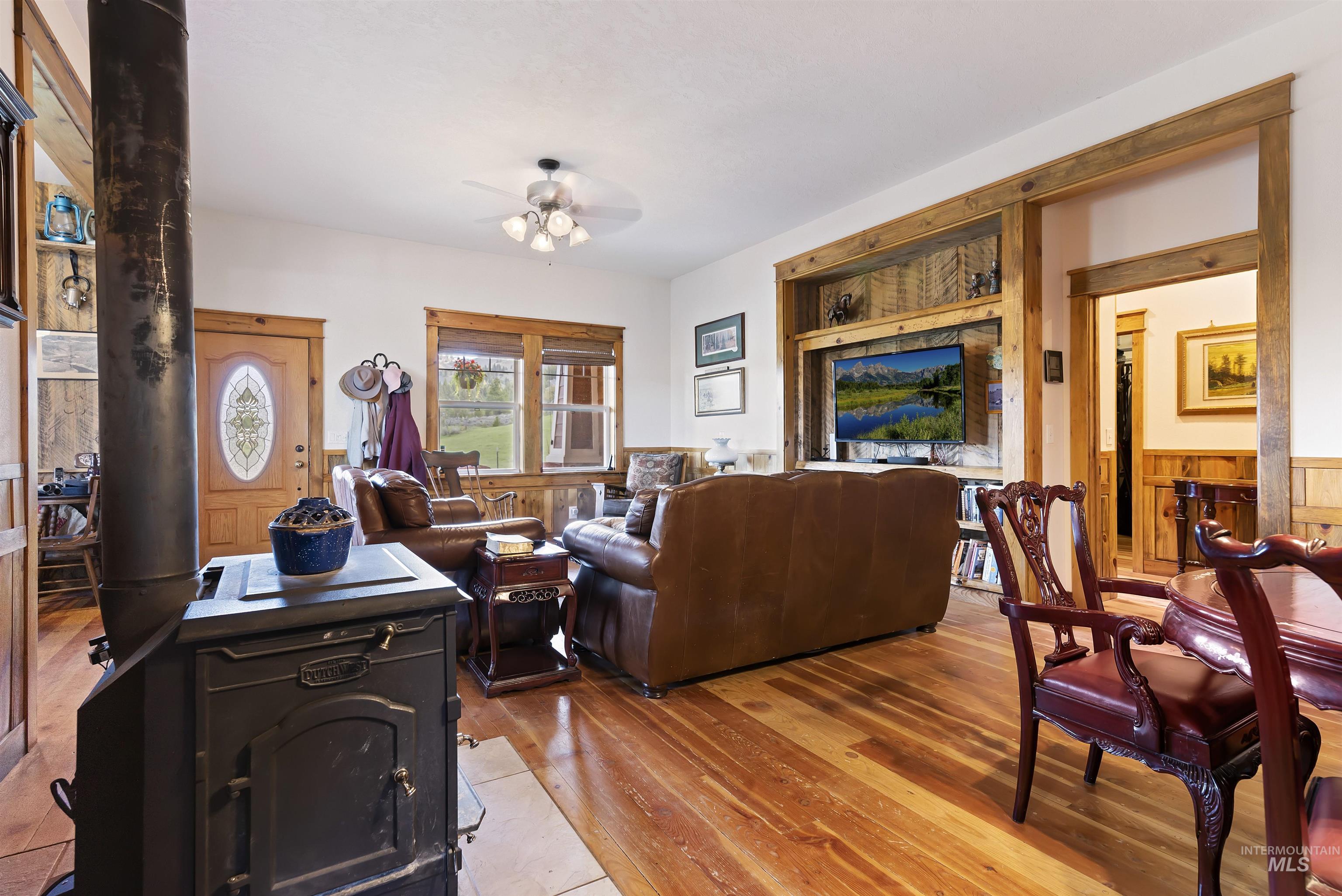 675 W Russell Dr, Prairie, Idaho 83647, 3 Bedrooms, 2 Bathrooms, Farm & Ranch For Sale, Price $3,999,000, 98910636