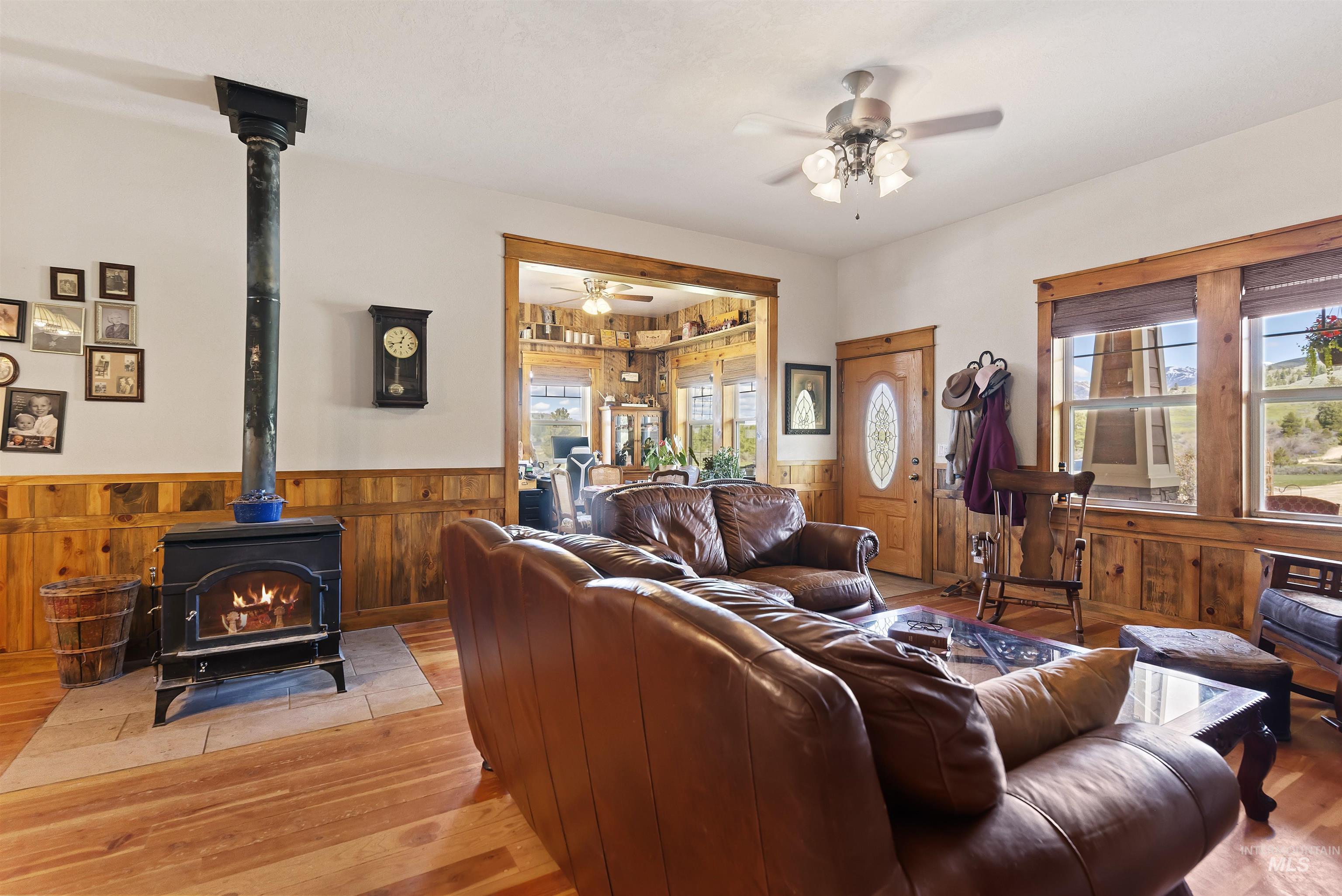 675 W Russell Dr, Prairie, Idaho 83647, 3 Bedrooms, 2 Bathrooms, Farm & Ranch For Sale, Price $3,999,000, 98910636