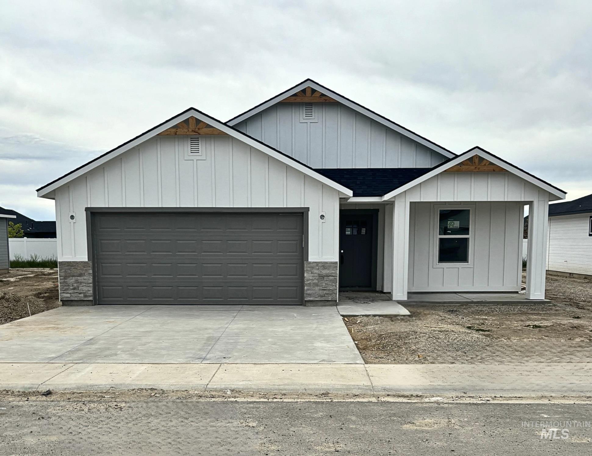 735 Spy Glass Street, Payette, Idaho 83661, 3 Bedrooms, 2 Bathrooms, Residential For Sale, Price $347,000,MLS 98911026