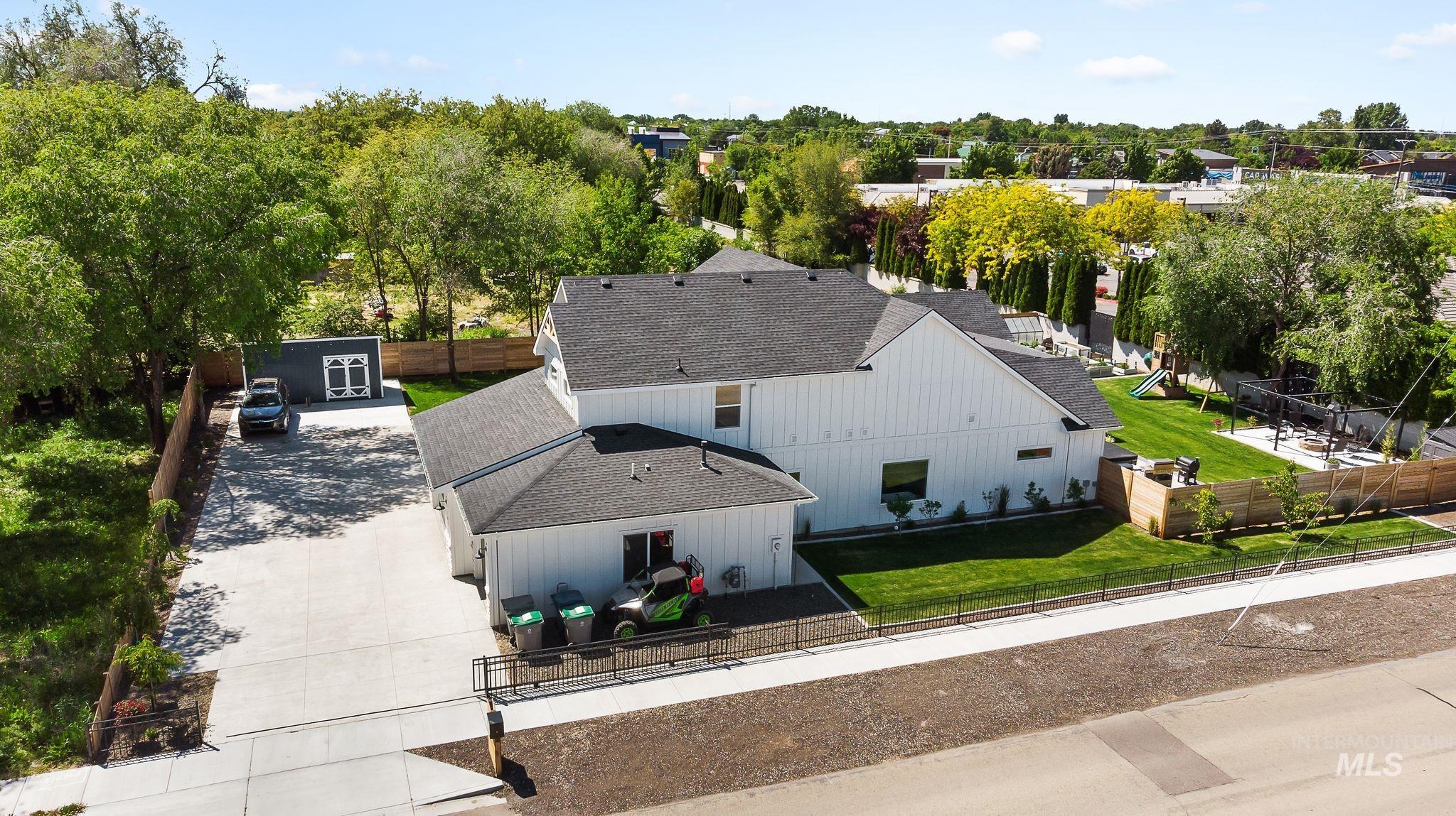 1697 S Vinnell, Boise, Idaho 83709, 4 Bedrooms, 4.5 Bathrooms, Residential For Sale, Price $1,200,000, 98911063