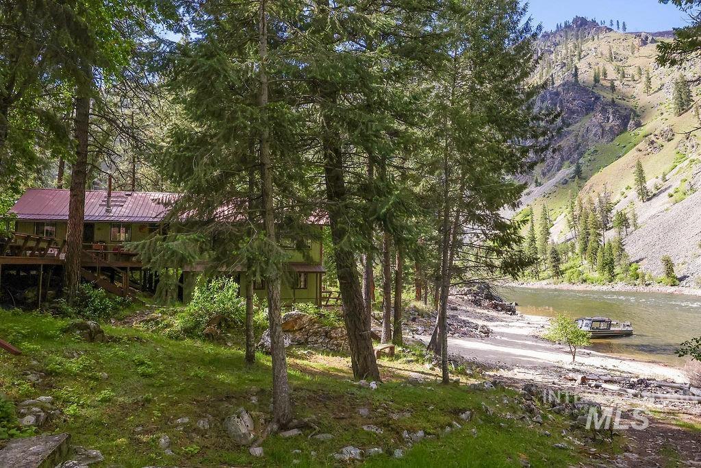 1 Salmon River, Riggins, Idaho 83549, 1 Bedroom, 1 Bathroom, Residential For Sale, Price $1,995,000,MLS 98911115