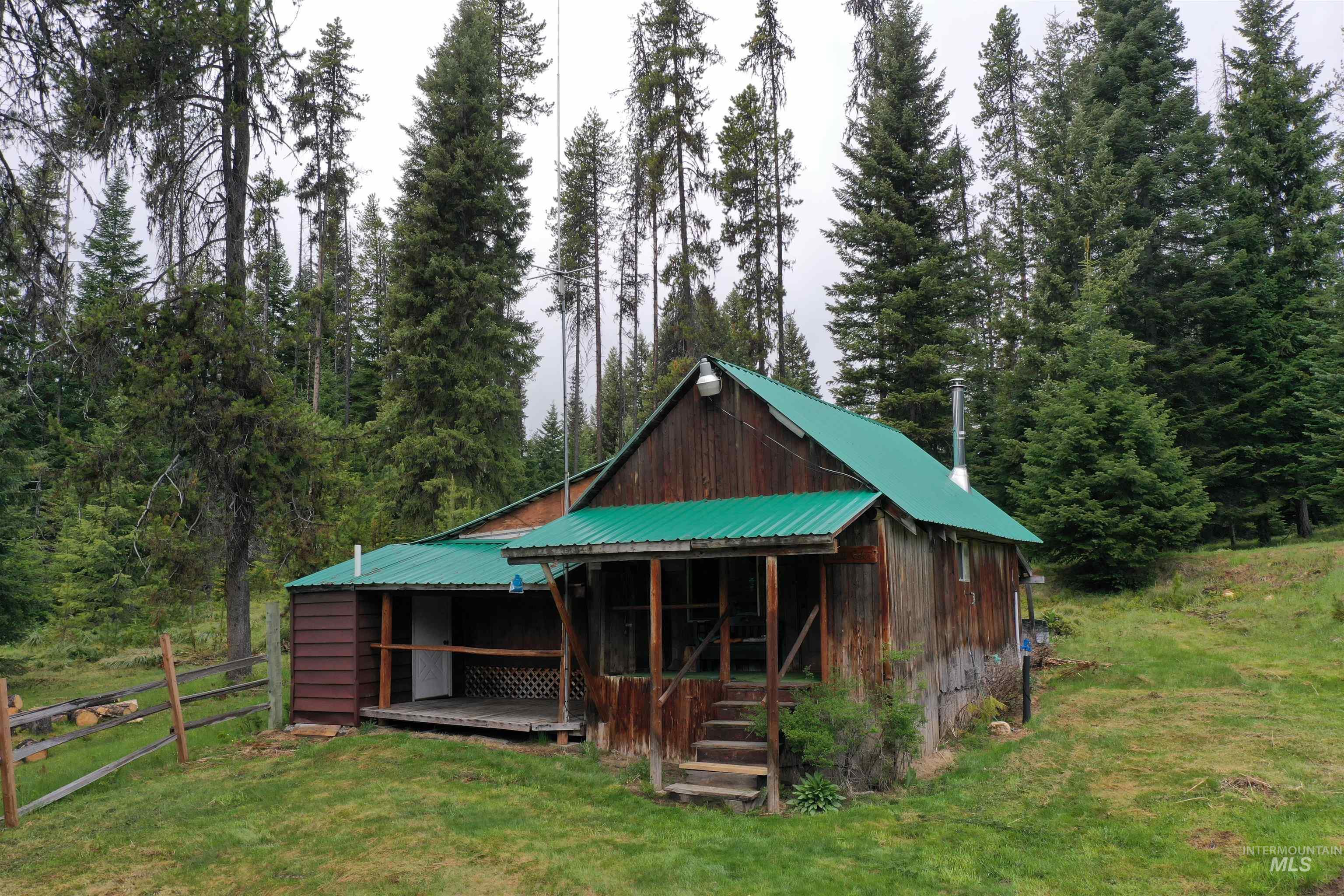 1400 Sweeney Hill Rd, Elk City, Idaho 83525, 3 Bedrooms, 1 Bathroom, Residential For Sale, Price $550,000, 98911247