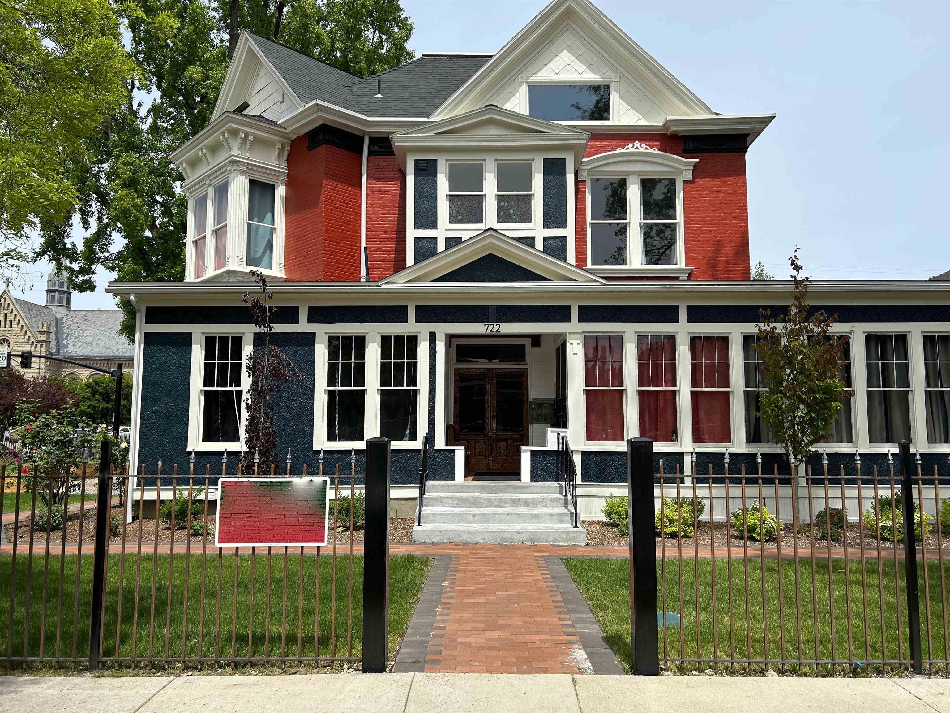 722 W Franklin St, Boise, Idaho 83702, 8 Bedrooms, Business/Commercial For Sale, Price $2,399,000, 98911269