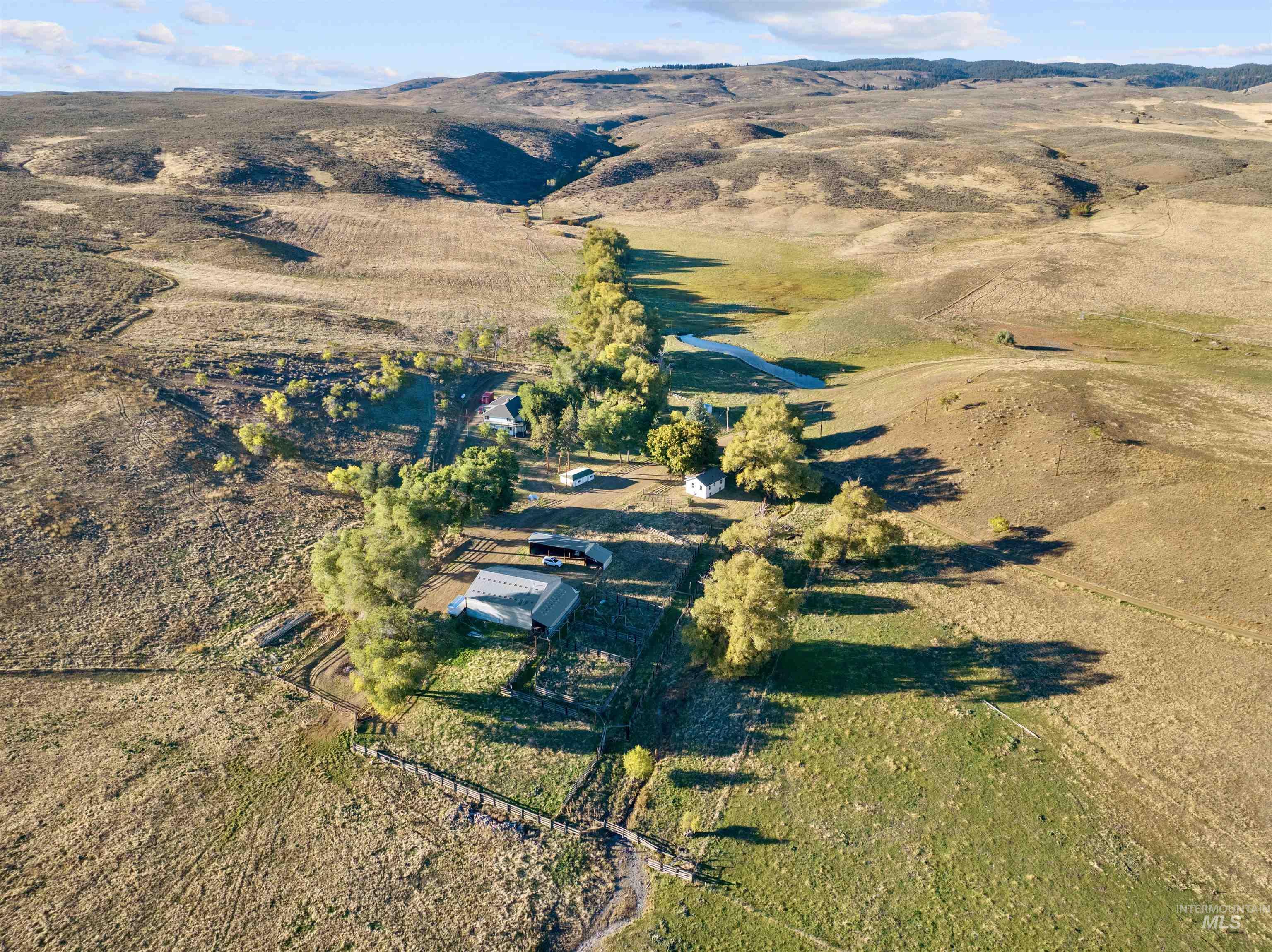 46310 Cook Rd., Baker City, Oregon 97814, 3 Bedrooms, 4 Bathrooms, Farm & Ranch For Sale, Price $3,200,000,MLS 98911332