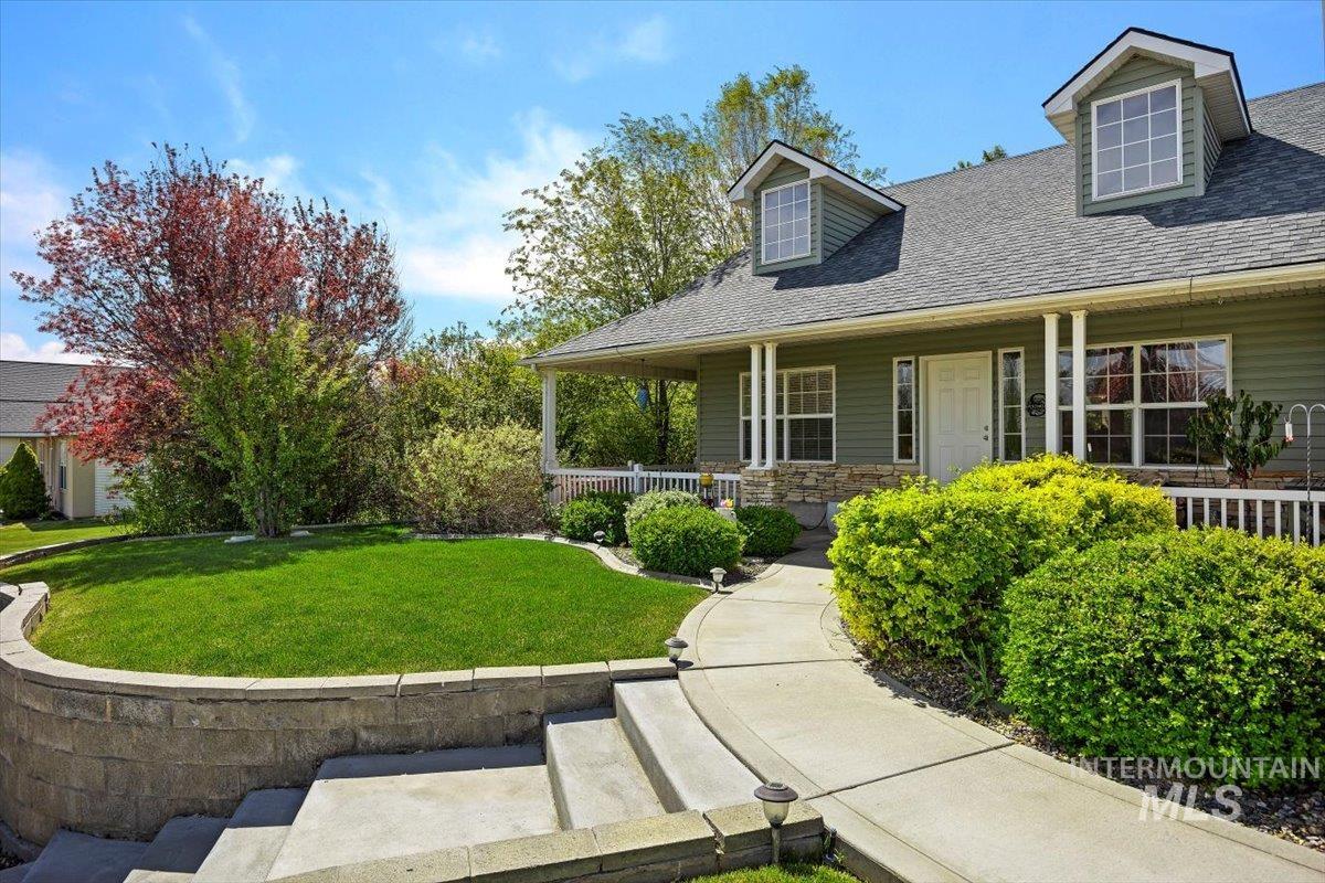 2527 E 3707 N, Twin Falls, Idaho 83301, 5 Bedrooms, 3 Bathrooms, Residential For Sale, Price $754,000,MLS 98911559