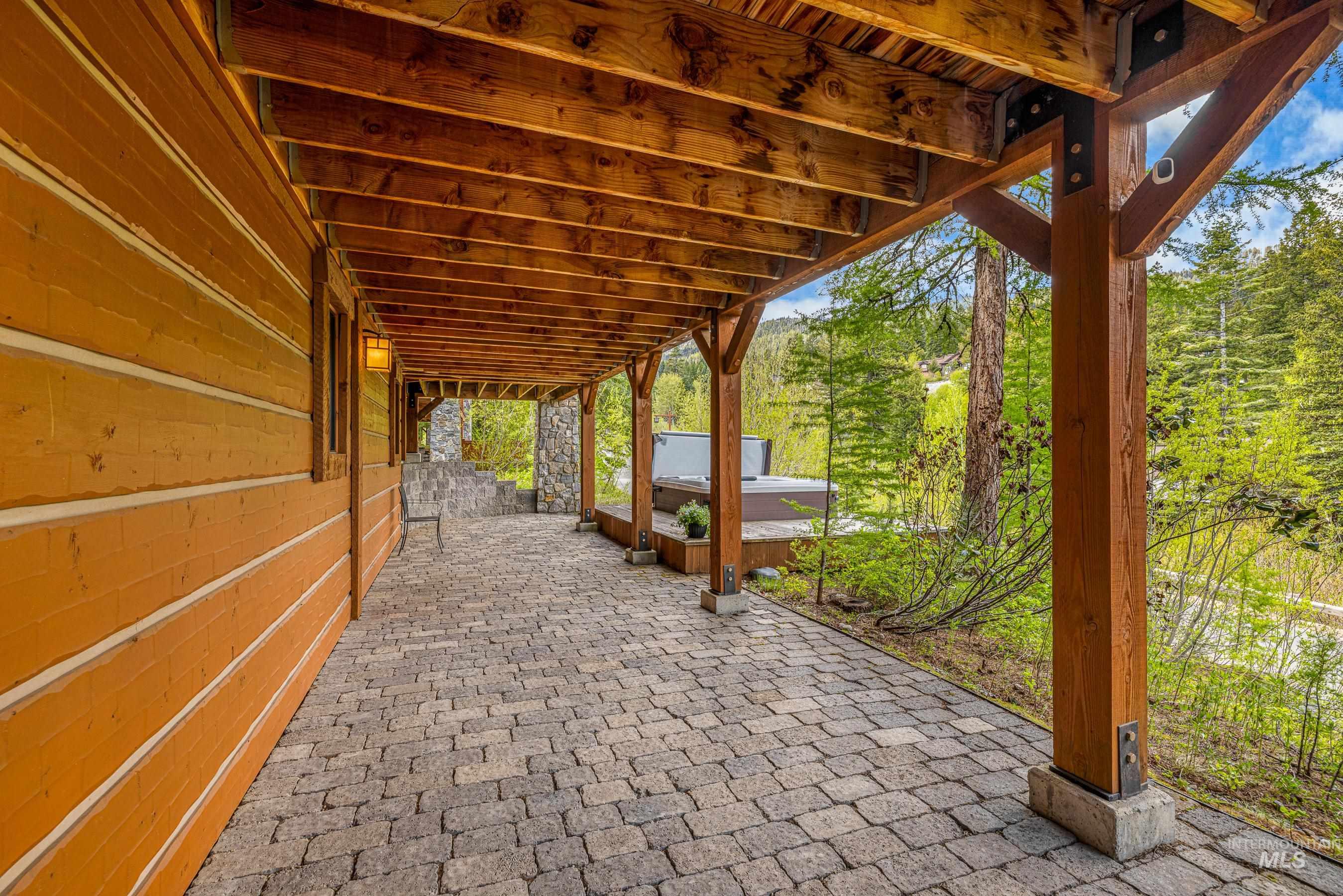 24 Francois Court, Donnelly, Idaho 83615, 4 Bedrooms, 4 Bathrooms, Residential For Sale, Price $2,050,000, 98911866