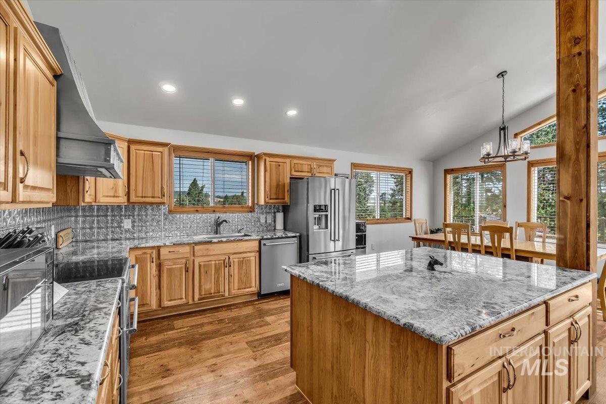 5904 W Conkling Road, Worley, Idaho 83876, 5 Bedrooms, 2.5 Bathrooms, Residential For Sale, Price $2,349,999, 98912646