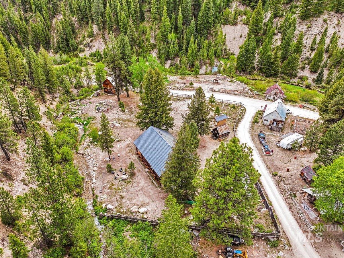 7040 N Rocky Bar Road, Mountain Home, Idaho 83647-0000, 3 Bedrooms, 2 Bathrooms, Residential For Sale, Price $890,000,MLS 98912793