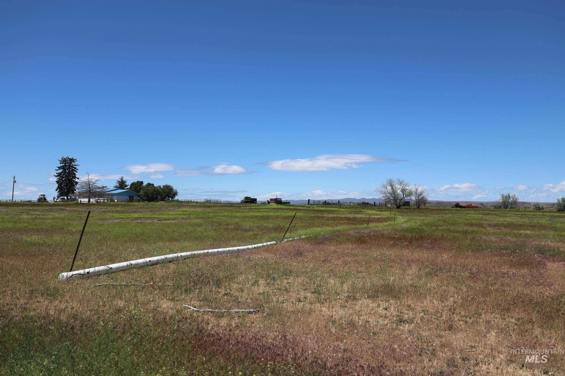 22 West 420 North, Shoshone, Idaho 83352, 3 Bedrooms, 1.5 Bathrooms, Farm & Ranch For Sale, Price $1,437,500, 98912955