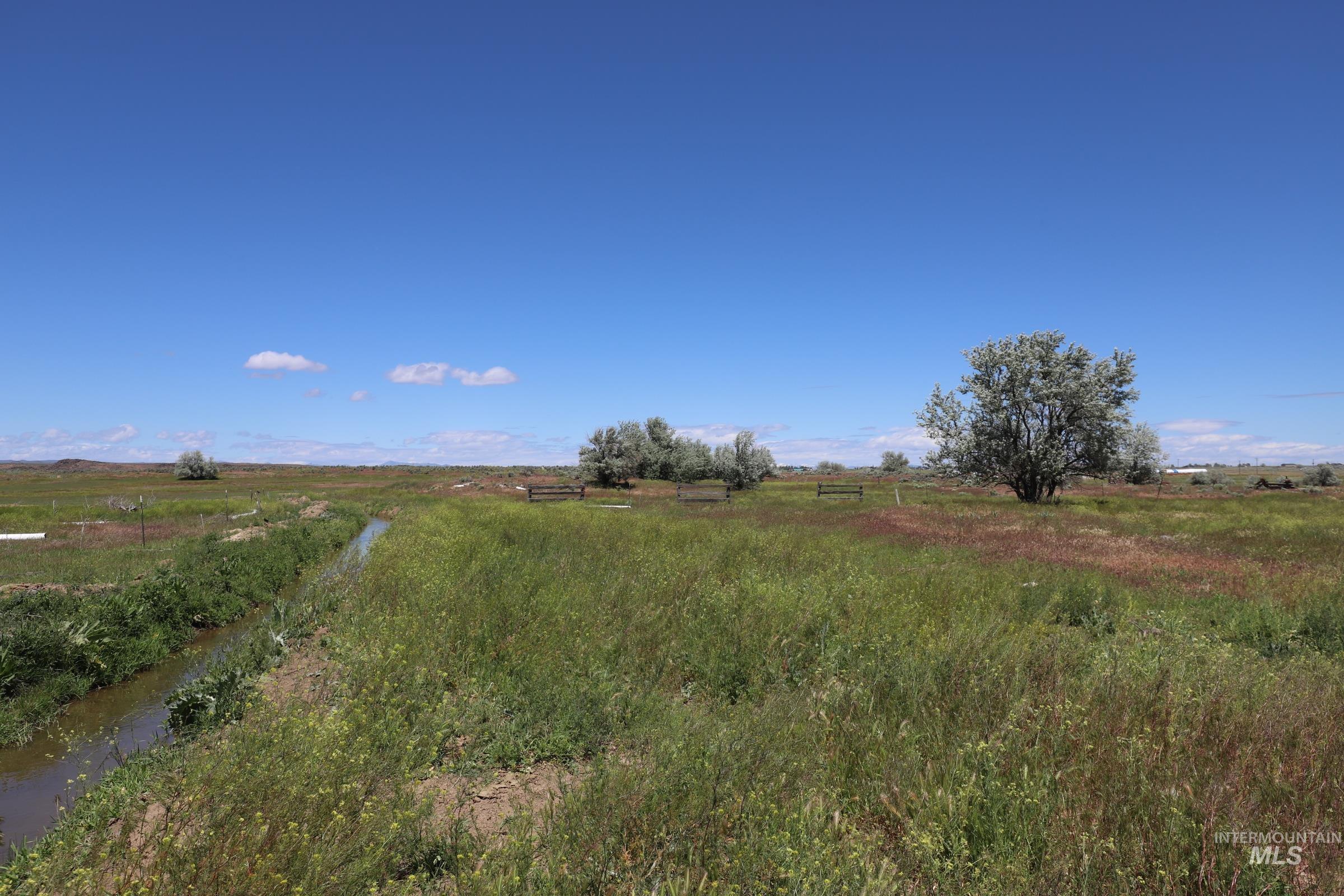 22 West 420 North, Shoshone, Idaho 83352, 3 Bedrooms, 1.5 Bathrooms, Farm & Ranch For Sale, Price $1,437,500, 98912955