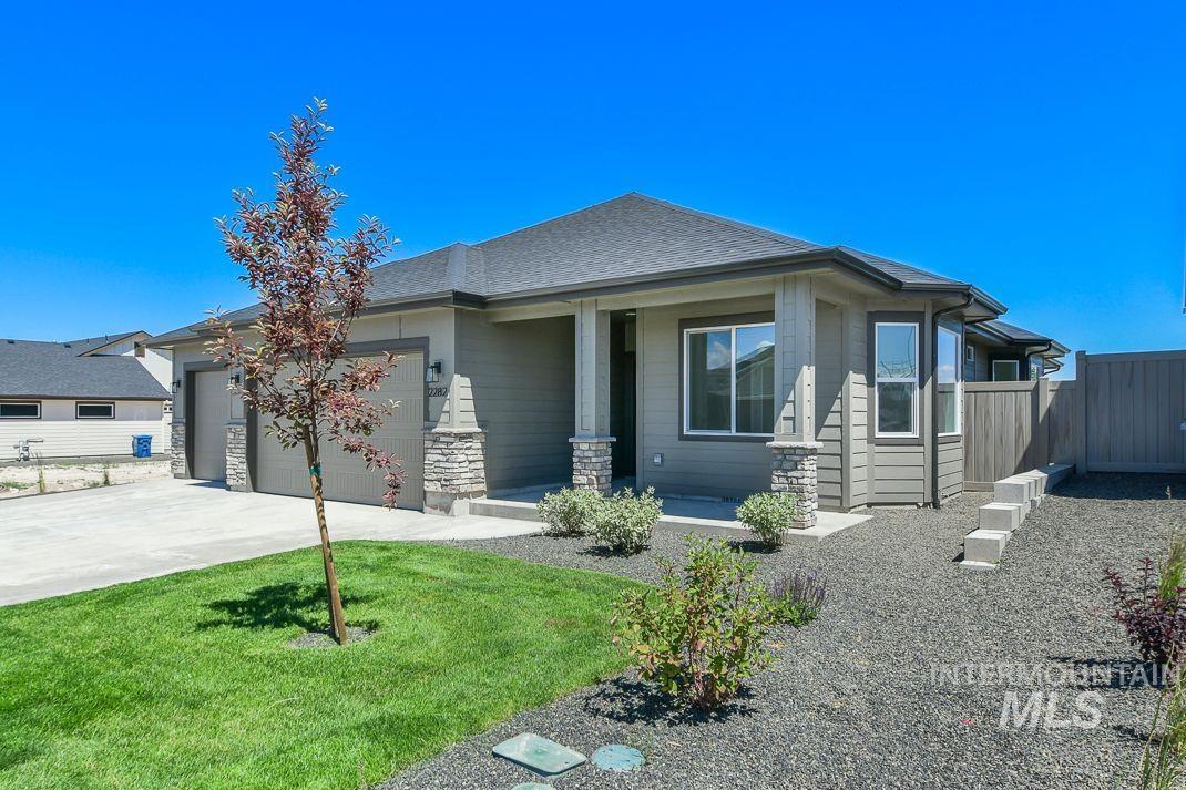 2282 W Egret St., Nampa, Idaho 83686, 3 Bedrooms, 2 Bathrooms, Residential For Sale, Price $489,900,MLS 98913158