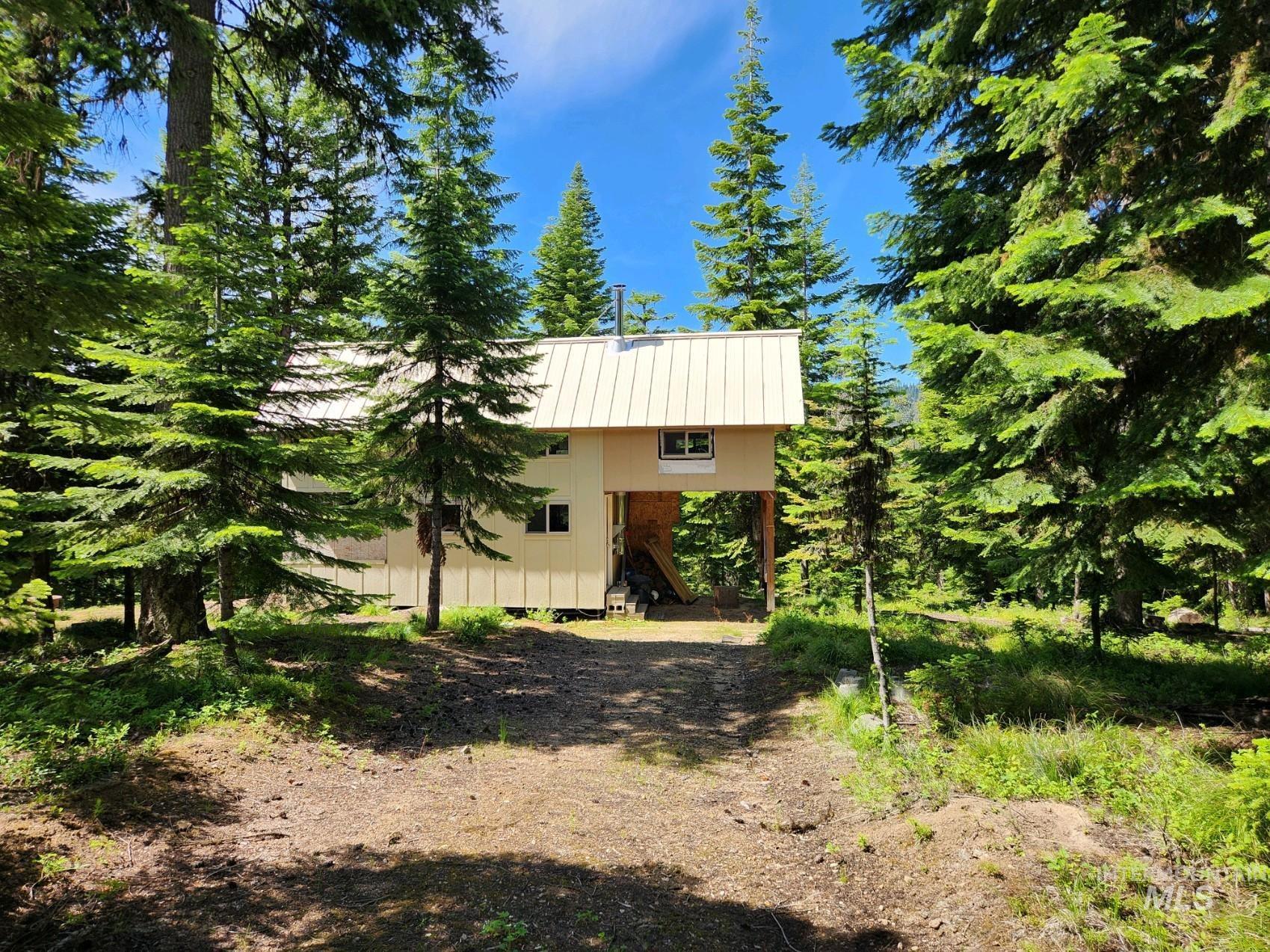 524 Rhett Creek Road, Dixie, Idaho 83525-0000, 1 Bedroom, Residential For Sale, Price $389,000, 98913788