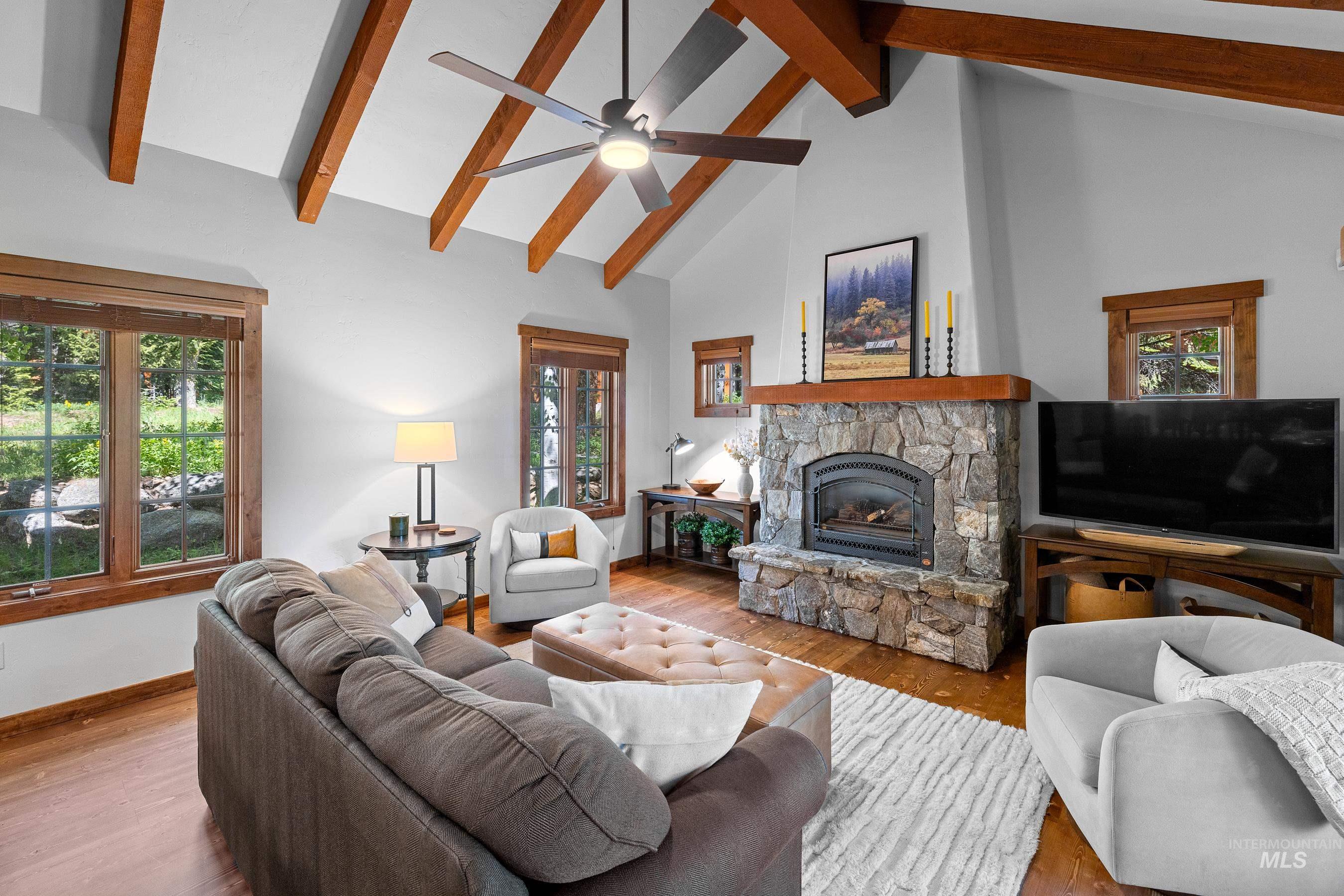 5 Rock Creek Court, Donnelly, Idaho 83615, 2 Bedrooms, 2.5 Bathrooms, Residential For Sale, Price $1,295,000, 98913805