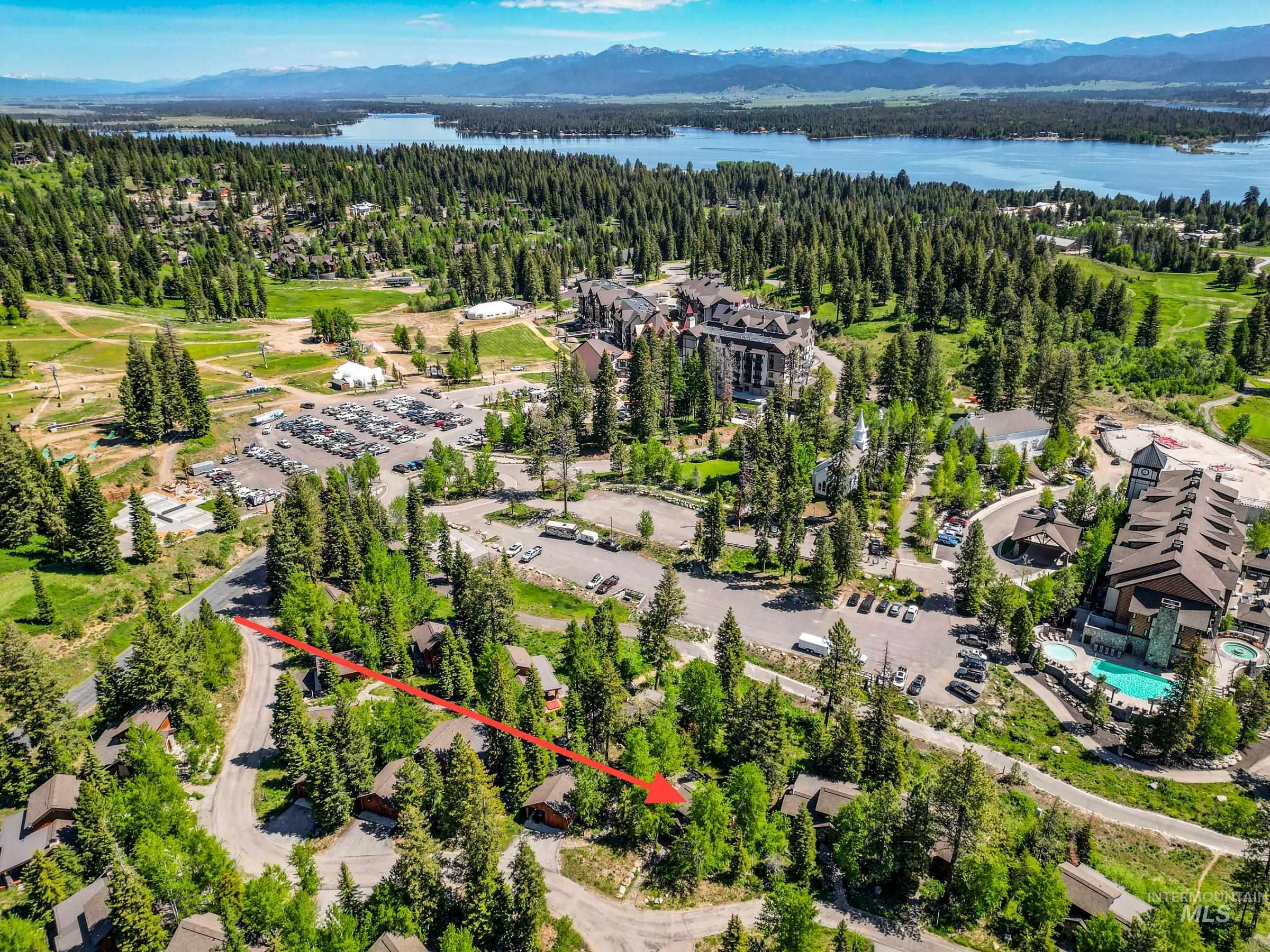 5 Rock Creek Court, Donnelly, Idaho 83615, 2 Bedrooms, 2.5 Bathrooms, Residential For Sale, Price $1,295,000, 98913805