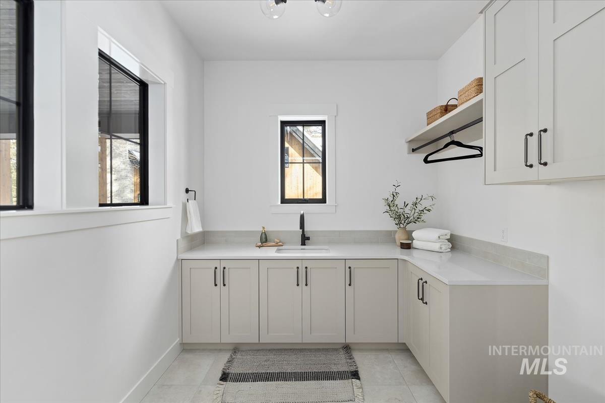 64 Ponderosa Ridge Court, Donnelly, Idaho 83615, 4 Bedrooms, 3.5 Bathrooms, Residential For Sale, Price $2,699,000, 98913855