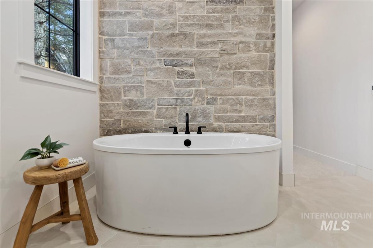 64 Ponderosa Ridge Court, Donnelly, Idaho 83615, 4 Bedrooms, 3.5 Bathrooms, Residential For Sale, Price $2,699,000, 98913855