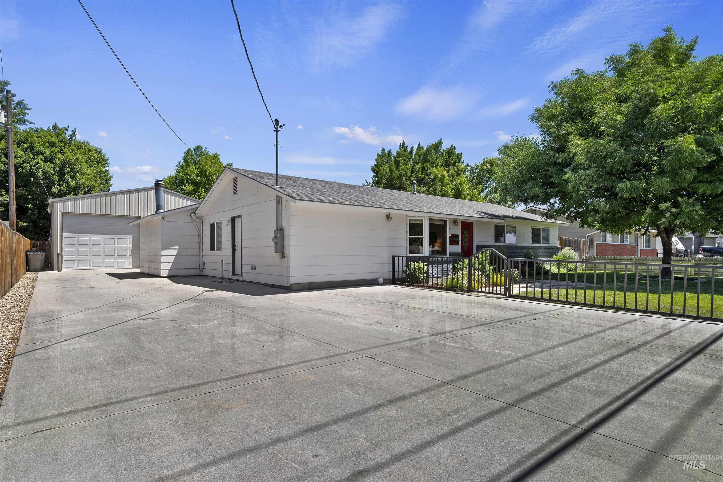 2176 S Curtis Rd, Boise, Idaho 83705, 3 Bedrooms, 1 Bathroom, Residential For Sale, Price $549,000, 98913948