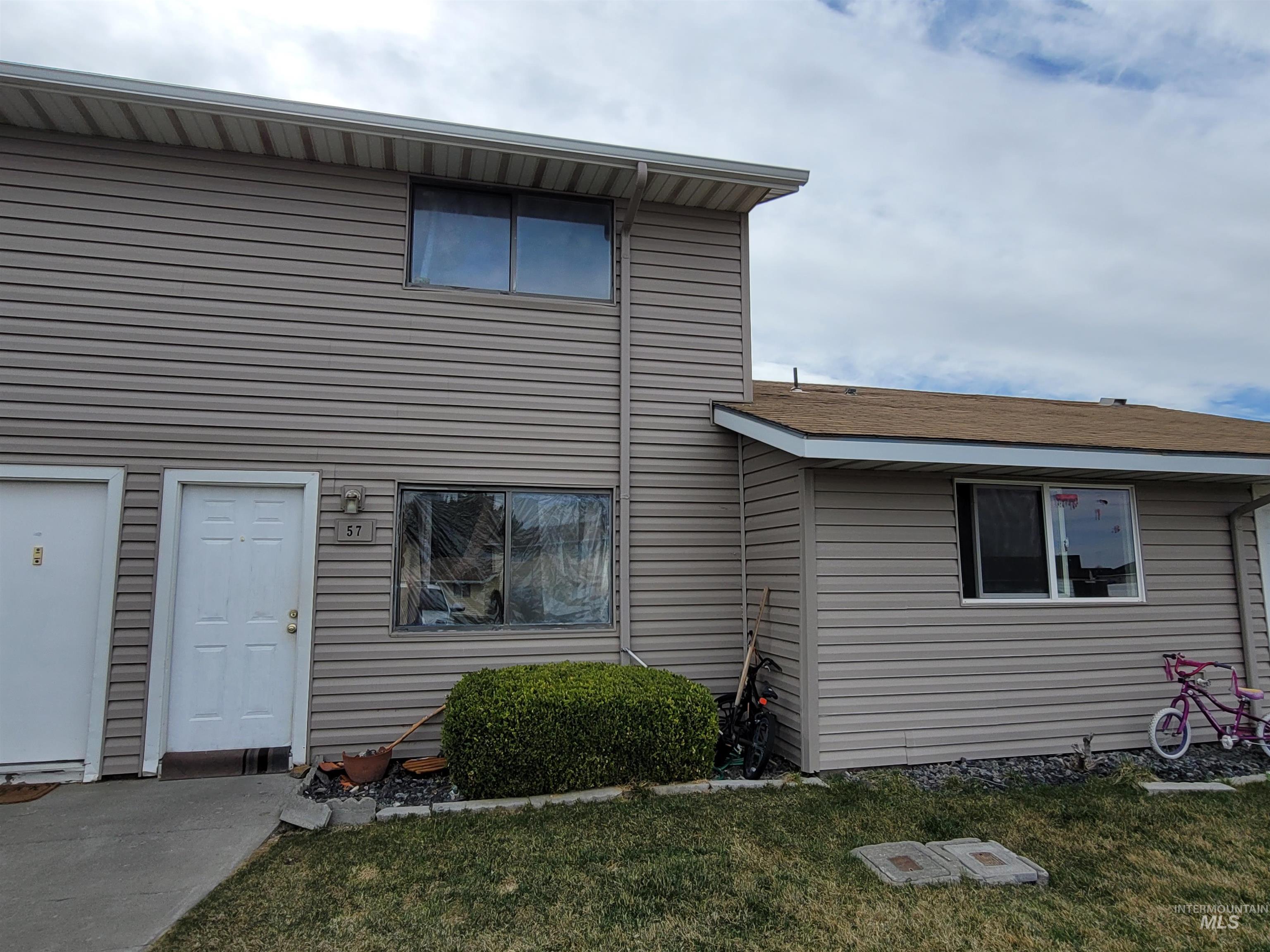 259 Pheasant Rd W. #5, 17, 27, 42, 57, 58, 65, 67, 75, 85, Twin Falls, Idaho 83301, 2 Bedrooms, 1 Bathroom, Residential Income For Sale, Price $1,750,000,MLS 98914272