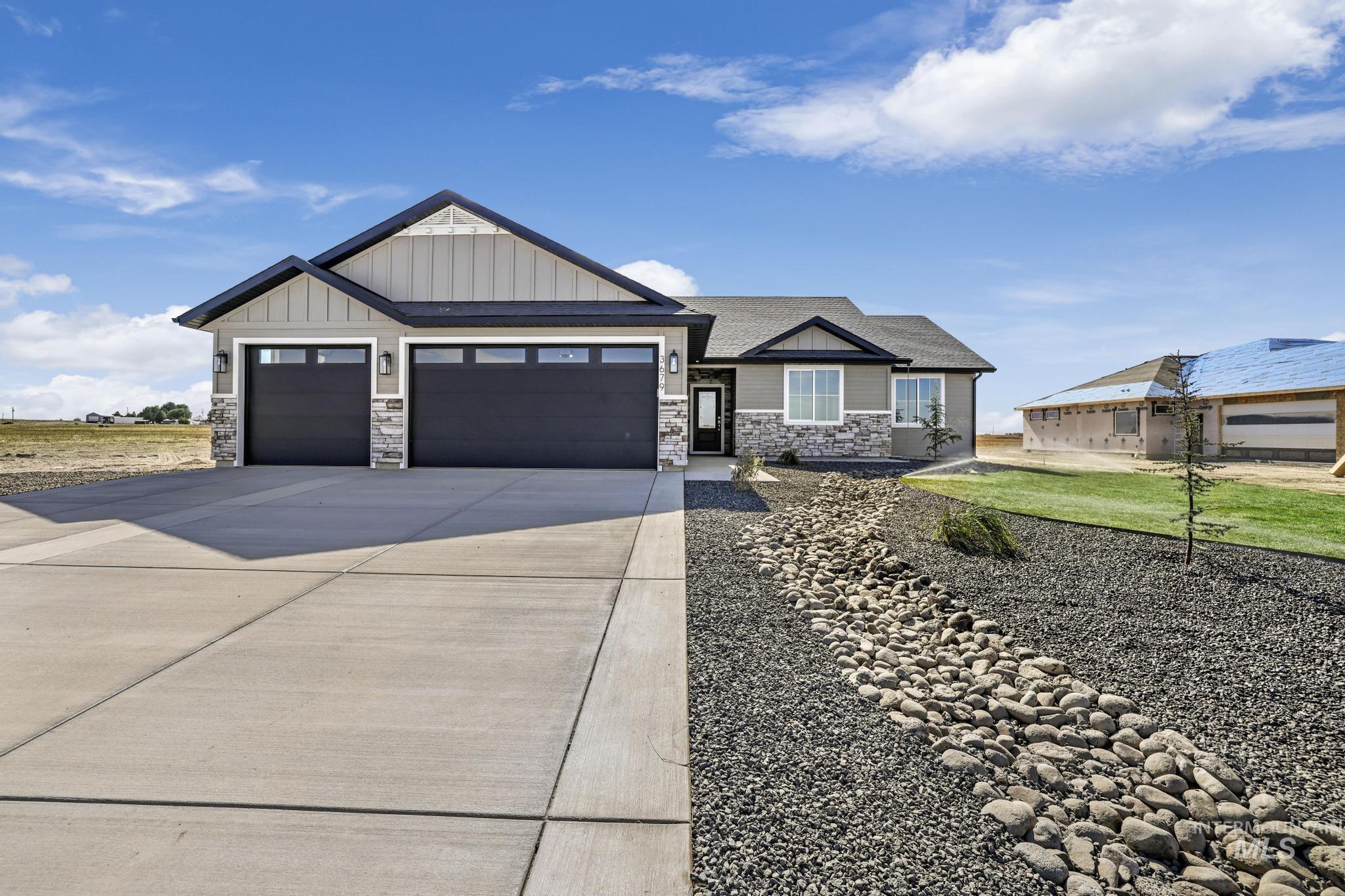 3679 E 3735 N, Kimberly, Idaho 83341, 4 Bedrooms, 2.5 Bathrooms, Residential For Sale, Price $629,900, 98914349