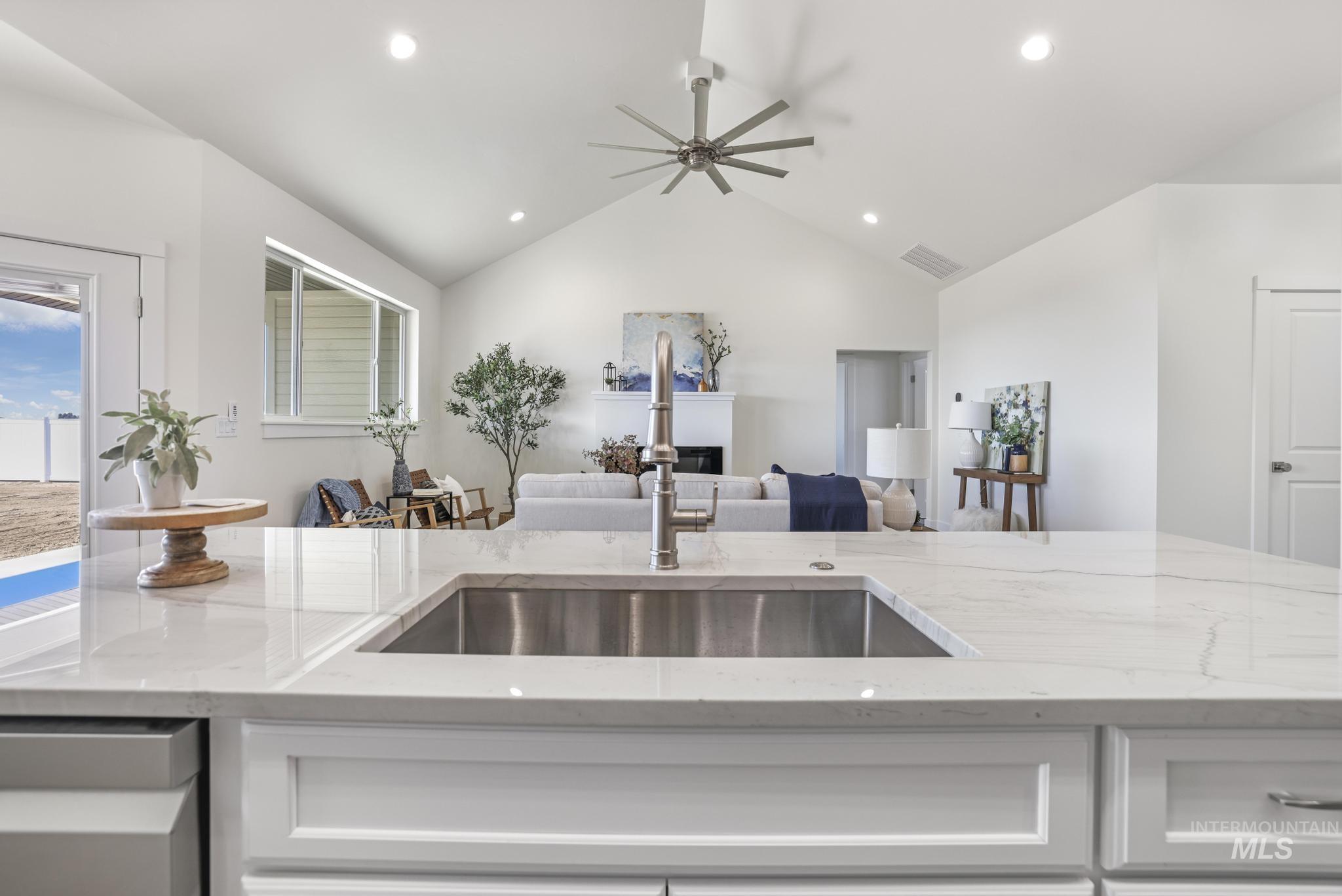 3679 E 3735 N, Kimberly, Idaho 83341, 4 Bedrooms, 2.5 Bathrooms, Residential For Sale, Price $629,900, 98914349