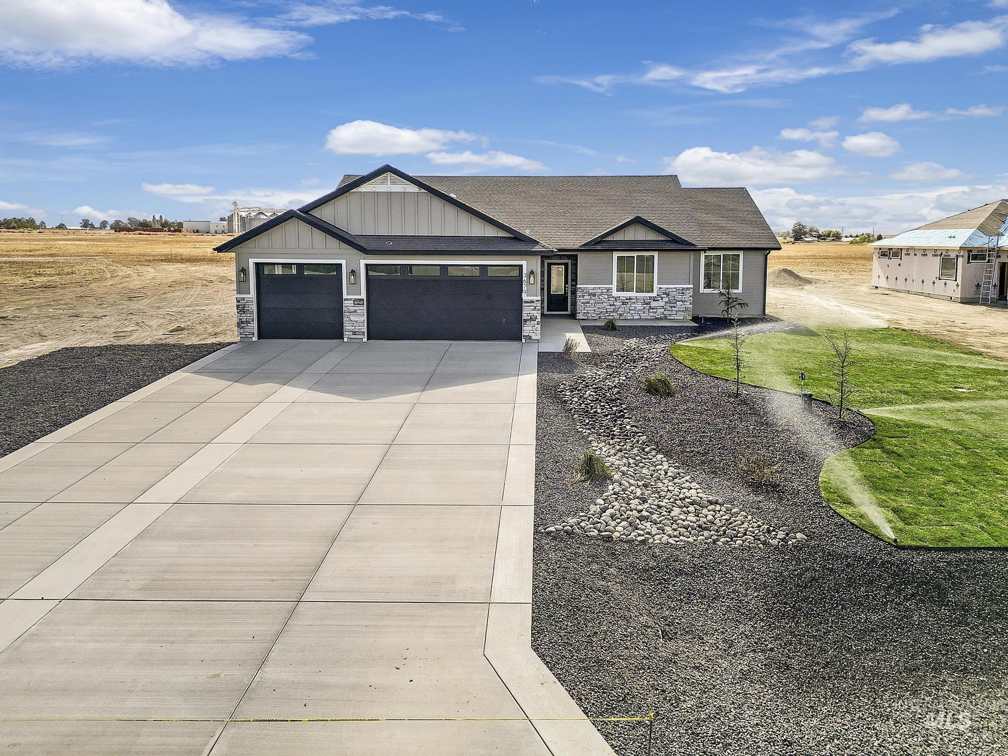 3679 E 3735 N, Kimberly, Idaho 83341, 4 Bedrooms, 2.5 Bathrooms, Residential For Sale, Price $629,900, 98914349