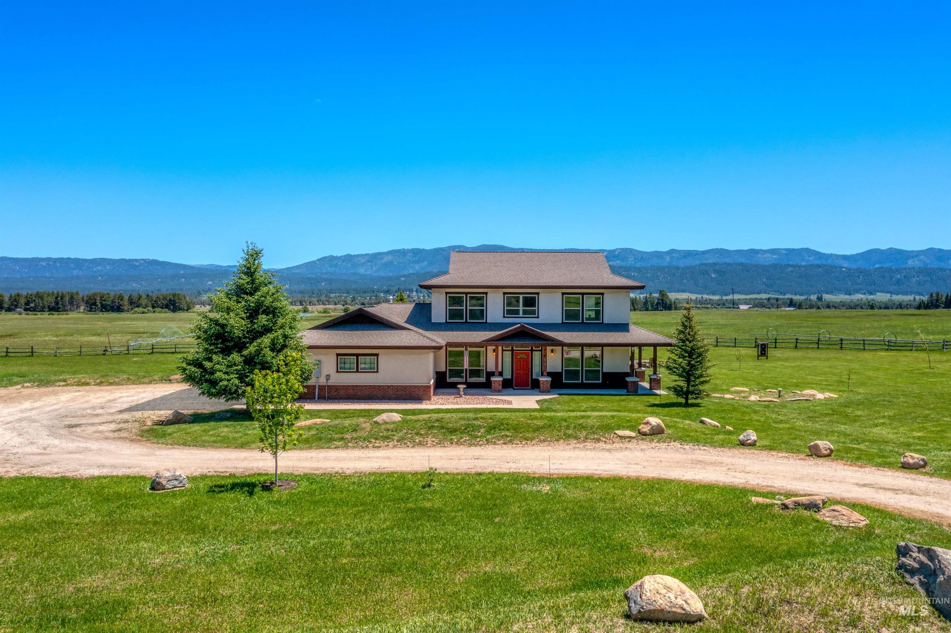610 Cabarton Rd, Cascade, Idaho 83611, 3 Bedrooms, 3 Bathrooms, Residential For Sale, Price $2,497,000, 98914448