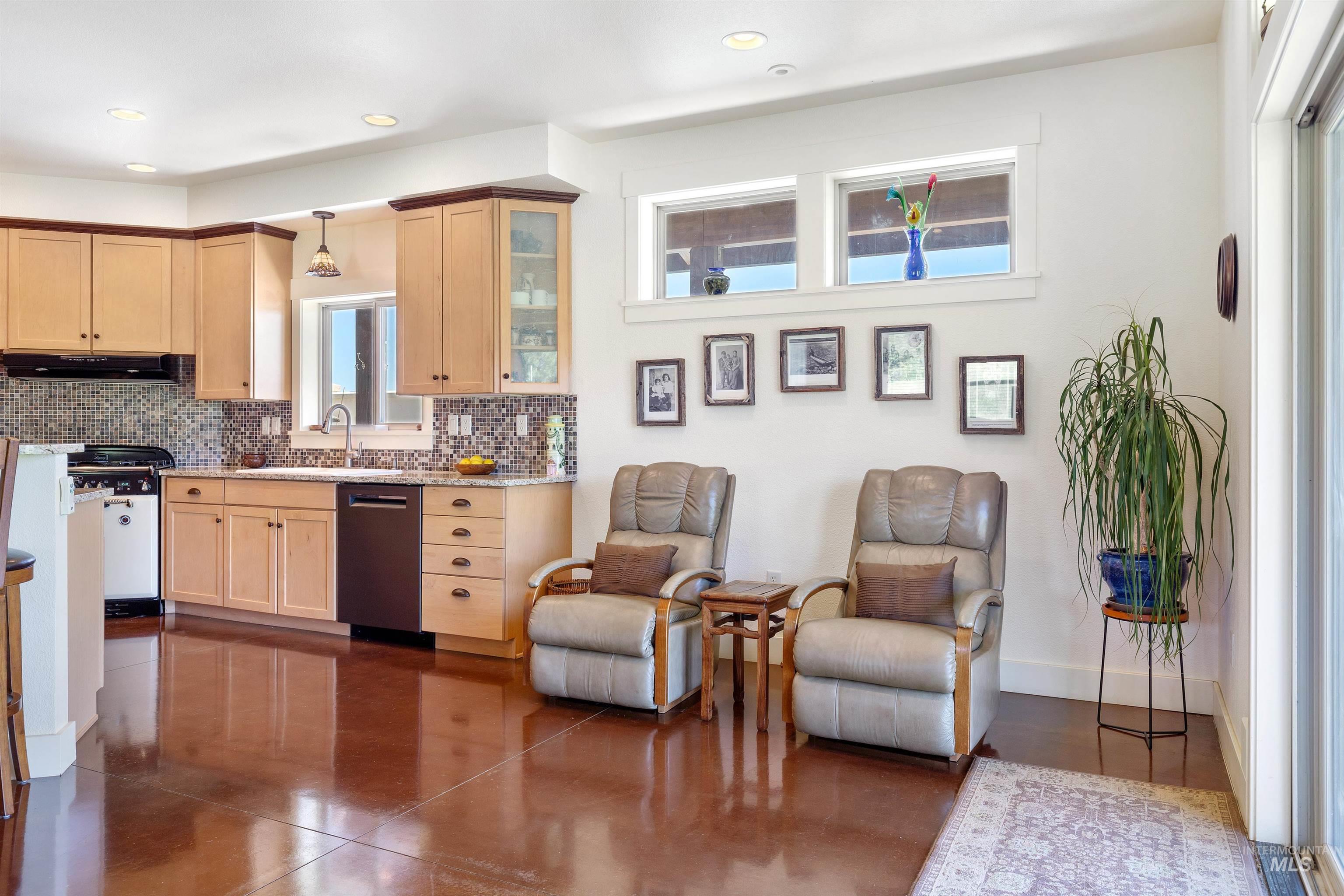 610 Cabarton Rd, Cascade, Idaho 83611, 3 Bedrooms, 3 Bathrooms, Residential For Sale, Price $2,497,000, 98914448