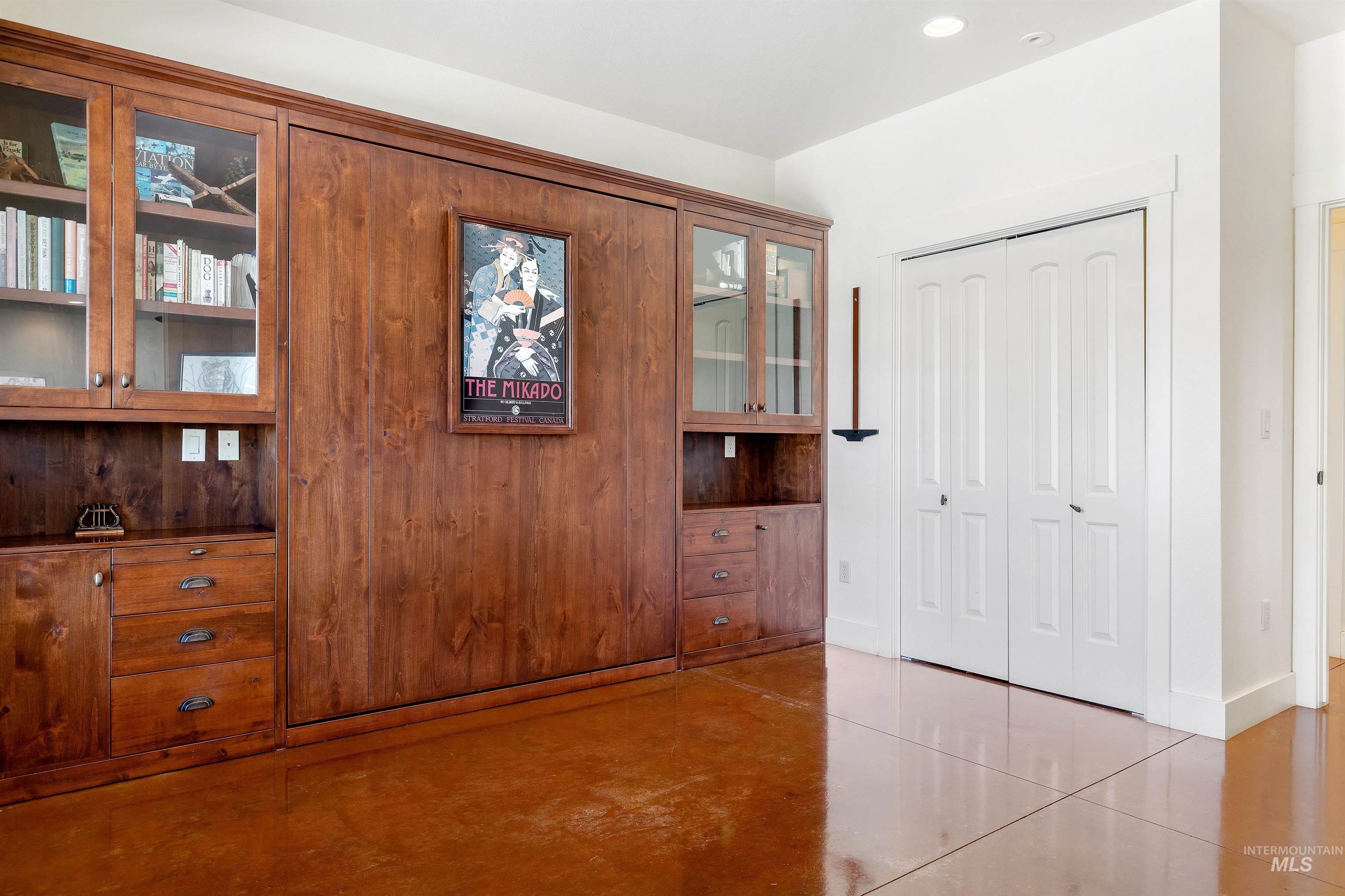 610 Cabarton Rd, Cascade, Idaho 83611, 3 Bedrooms, 3 Bathrooms, Residential For Sale, Price $2,497,000, 98914448