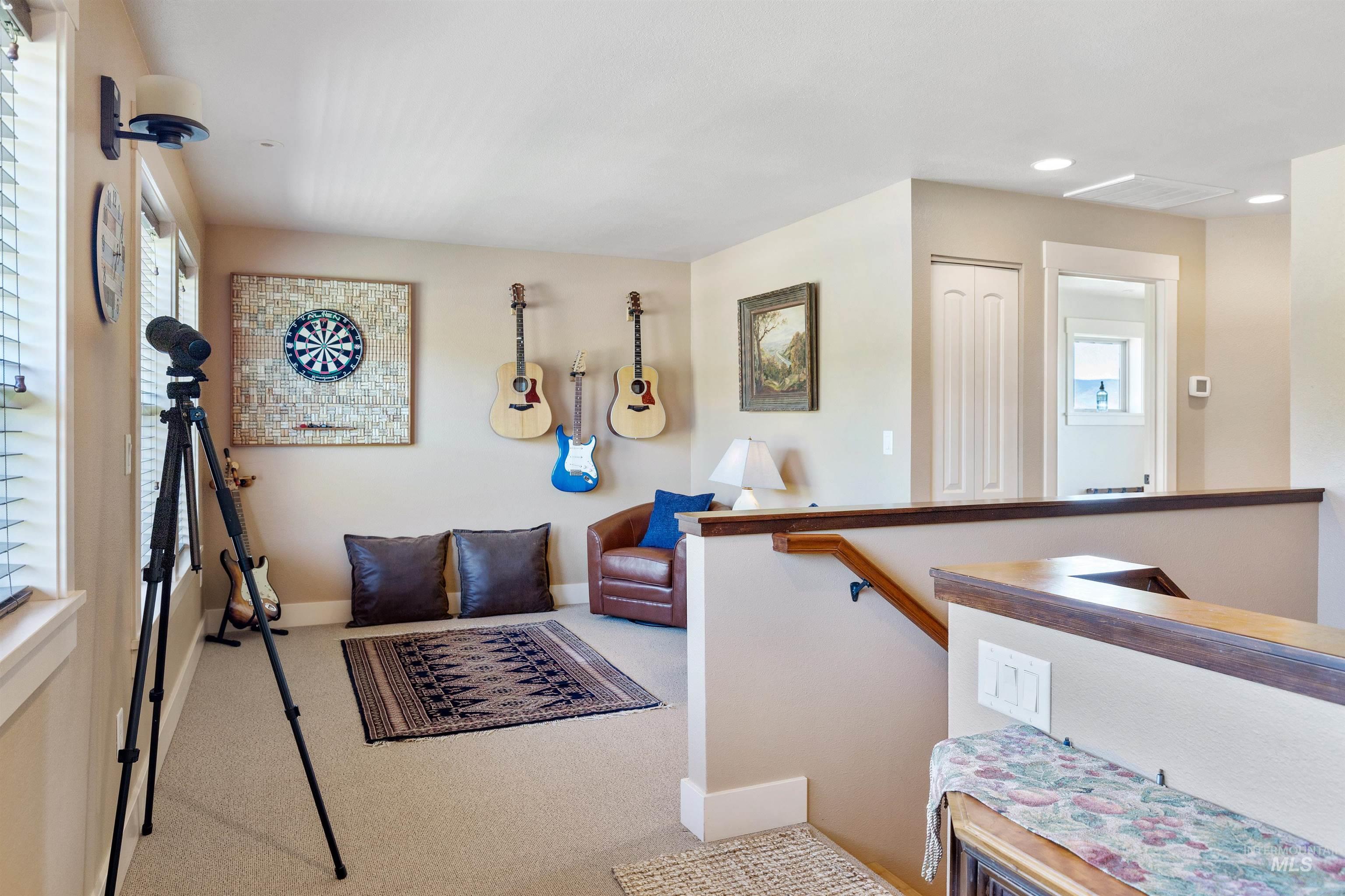 610 Cabarton Rd, Cascade, Idaho 83611, 3 Bedrooms, 3 Bathrooms, Residential For Sale, Price $2,497,000, 98914448