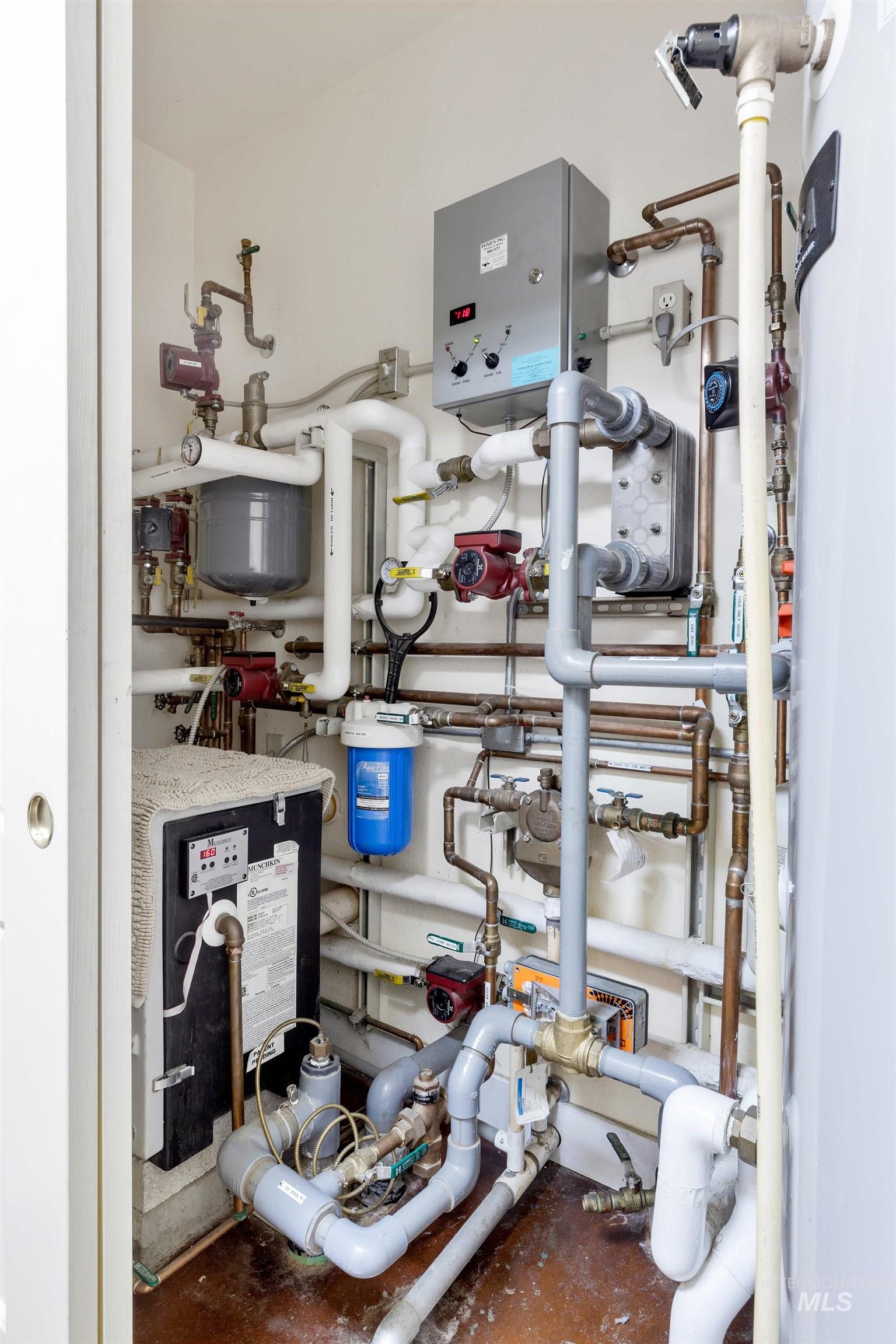 610 Cabarton Rd, Cascade, Idaho 83611, 3 Bedrooms, 3 Bathrooms, Residential For Sale, Price $2,497,000, 98914448