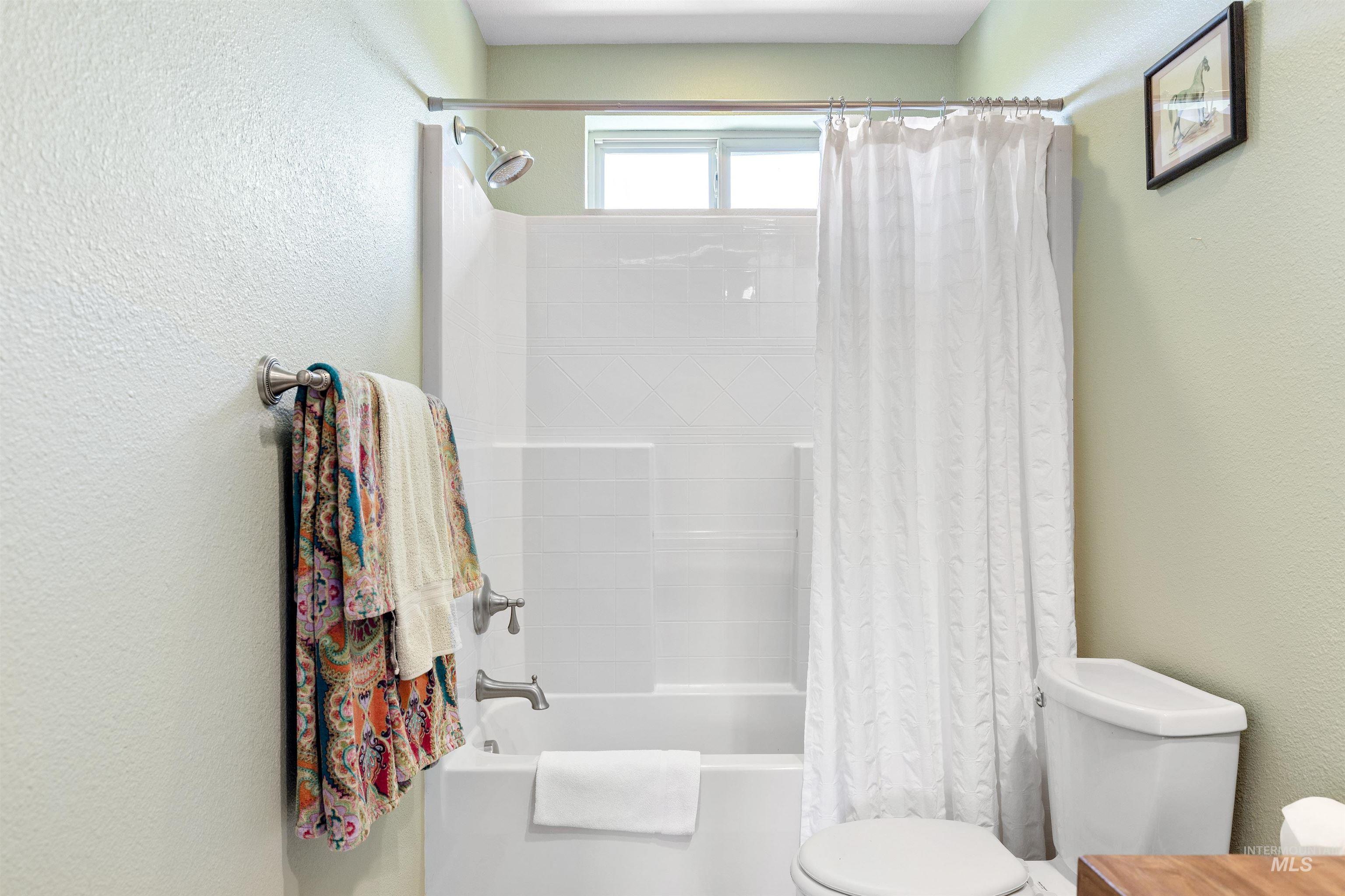 610 Cabarton Rd, Cascade, Idaho 83611, 3 Bedrooms, 3 Bathrooms, Residential For Sale, Price $2,497,000, 98914448