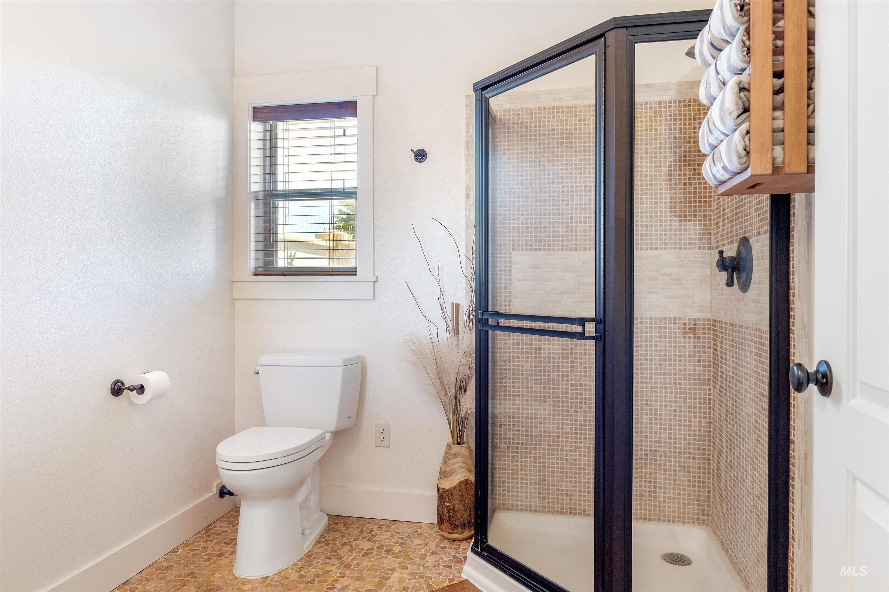 610 Cabarton Rd, Cascade, Idaho 83611, 3 Bedrooms, 3 Bathrooms, Residential For Sale, Price $2,497,000, 98914448