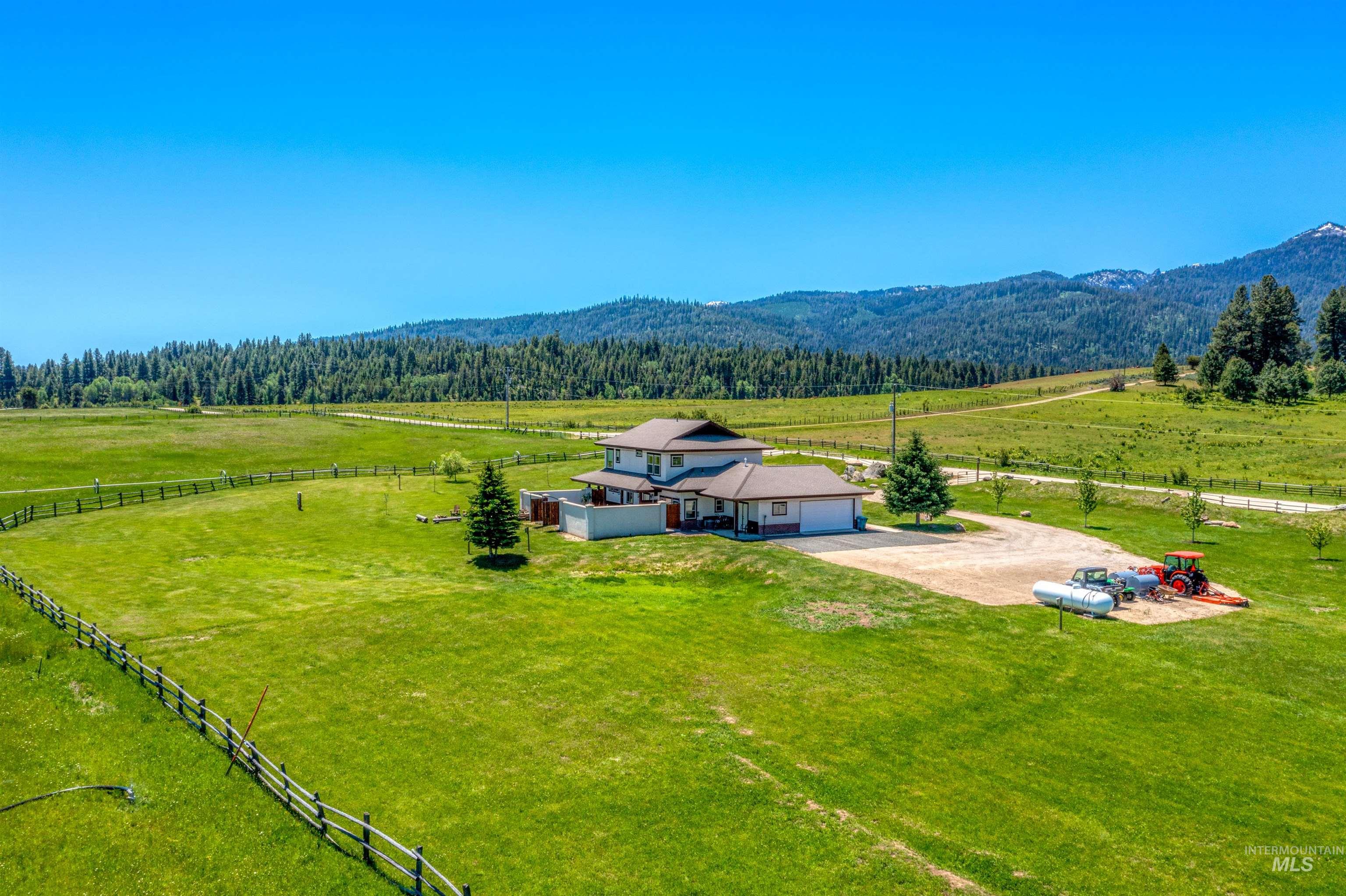 610 Cabarton Rd, Cascade, Idaho 83611, 3 Bedrooms, 3 Bathrooms, Residential For Sale, Price $2,497,000, 98914448