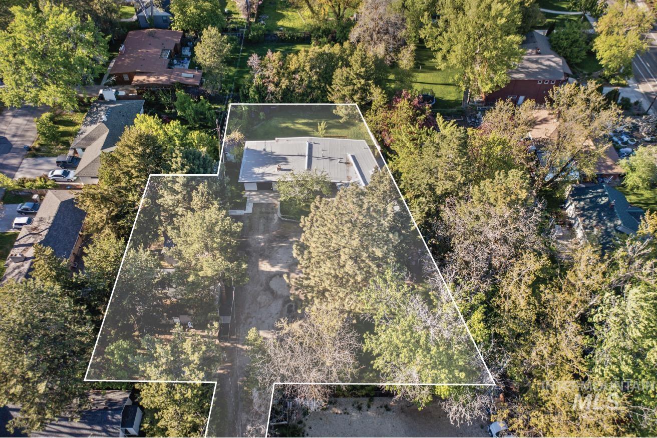 1503 S Nelson Pl., Boise, Idaho 83705, 7 Bedrooms, Business/Commercial For Sale, Price $974,900, 98914706