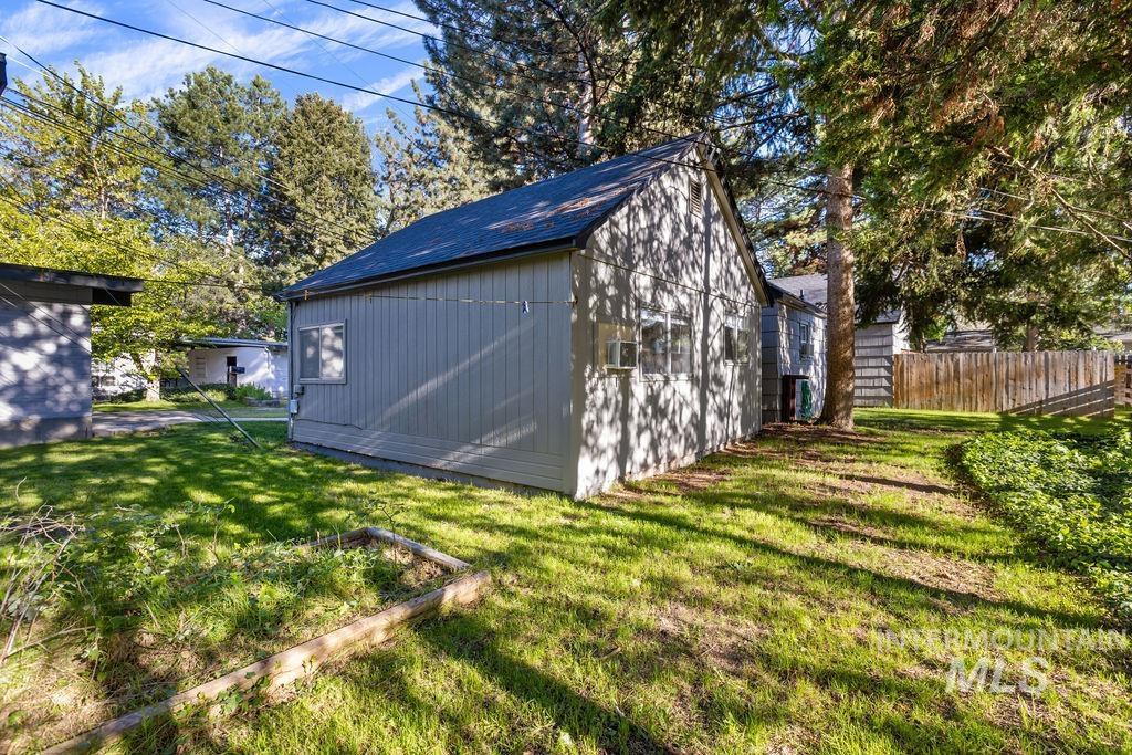 1503 S Nelson Pl., Boise, Idaho 83705, 7 Bedrooms, Business/Commercial For Sale, Price $974,900, 98914706