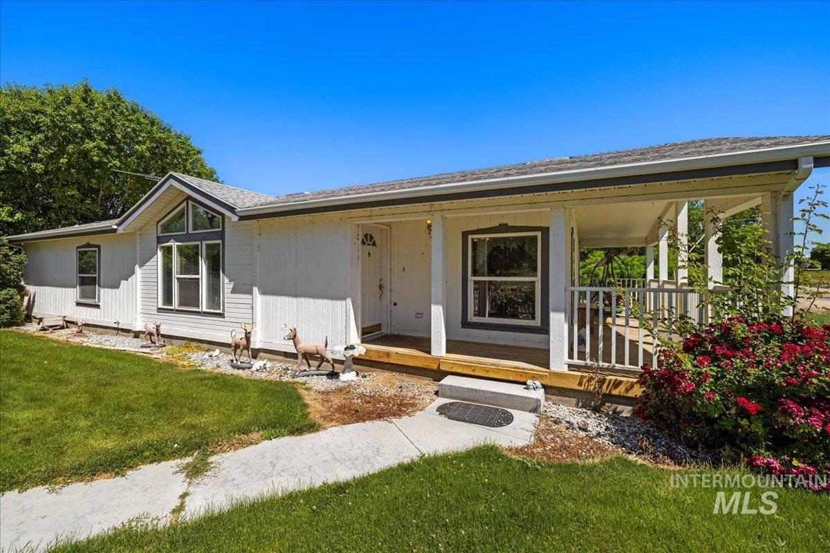 2283 Canyon Rd S, Melba, Idaho 83641, 3 Bedrooms, 2 Bathrooms, Farm & Ranch For Sale, Price $1,700,000, 98914870
