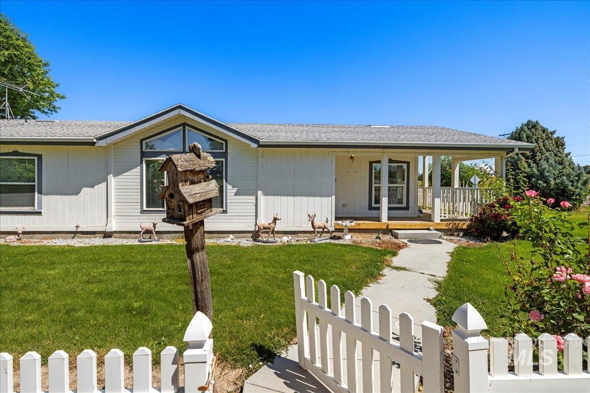 2283 Canyon Rd S, Melba, Idaho 83641, 3 Bedrooms, 2 Bathrooms, Farm & Ranch For Sale, Price $1,700,000, 98914870