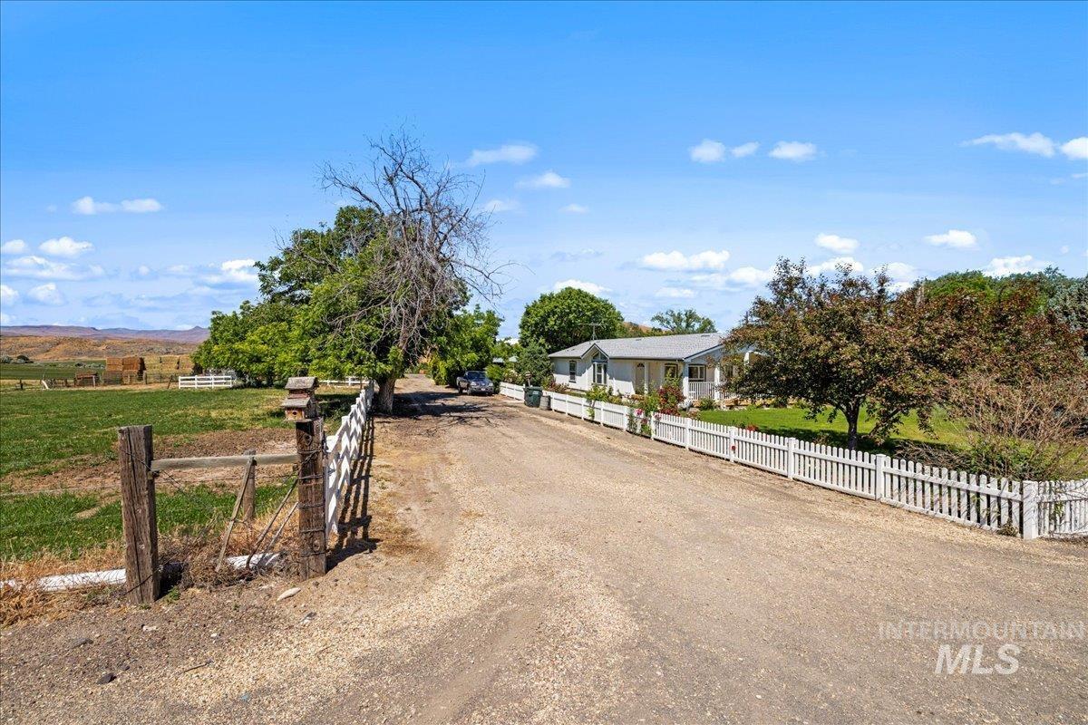 2283 Canyon Rd S, Melba, Idaho 83641, 3 Bedrooms, 2 Bathrooms, Farm & Ranch For Sale, Price $1,700,000, 98914870