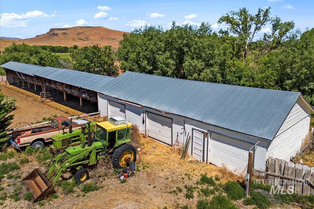 2283 Canyon Rd S, Melba, Idaho 83641, 3 Bedrooms, 2 Bathrooms, Farm & Ranch For Sale, Price $1,700,000, 98914870