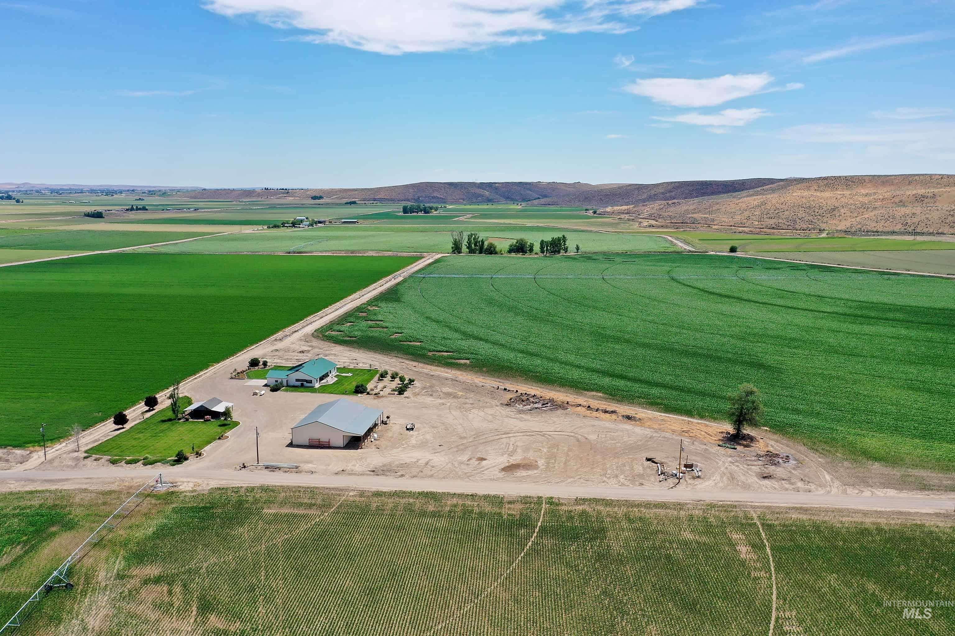 517 Oleander Rd, Ontario, Oregon 97914, 5 Bedrooms, 3.5 Bathrooms, Residential For Sale, Price $799,500, 98914903