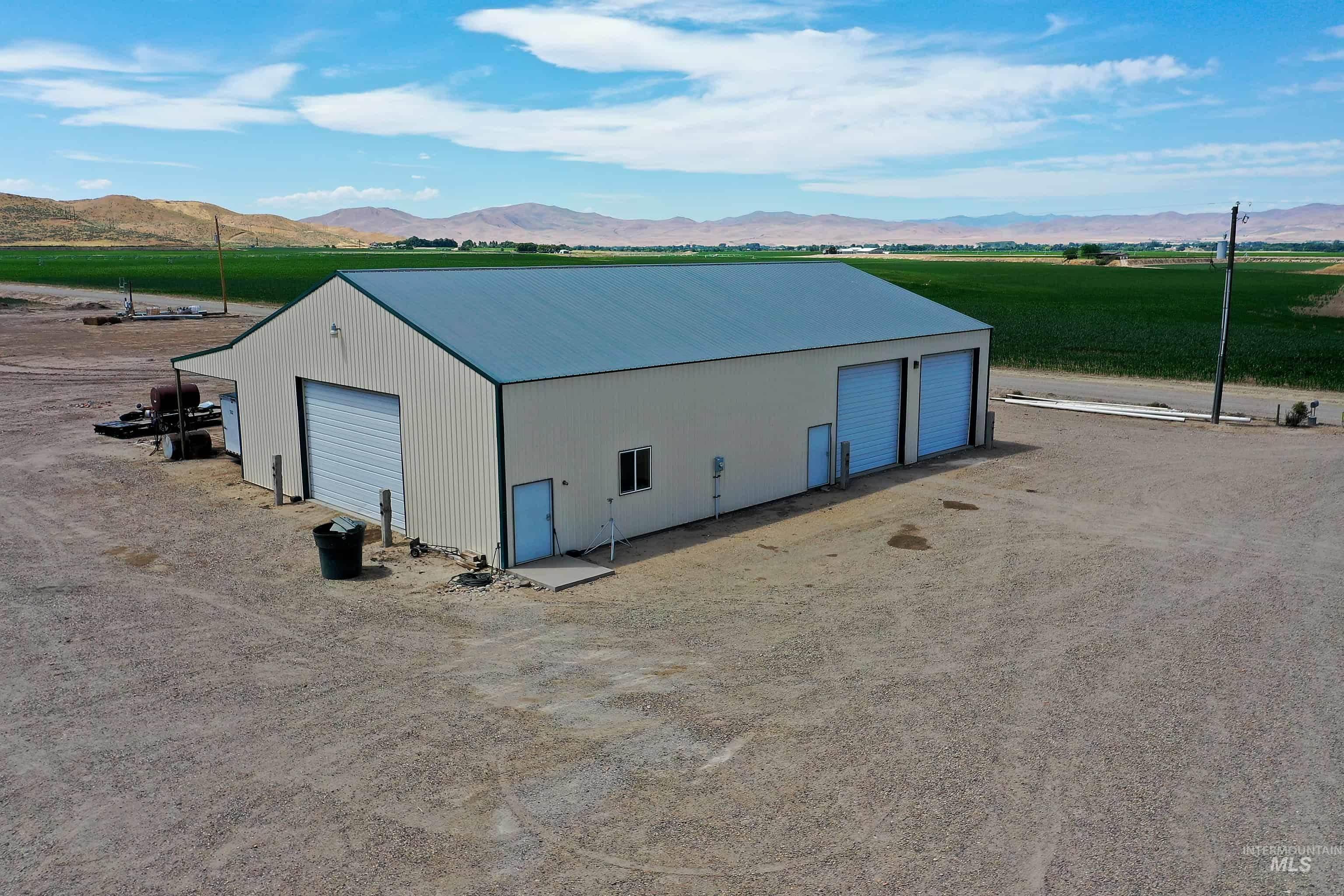 517 Oleander Rd, Ontario, Oregon 97914, 5 Bedrooms, 3.5 Bathrooms, Residential For Sale, Price $799,500, 98914903